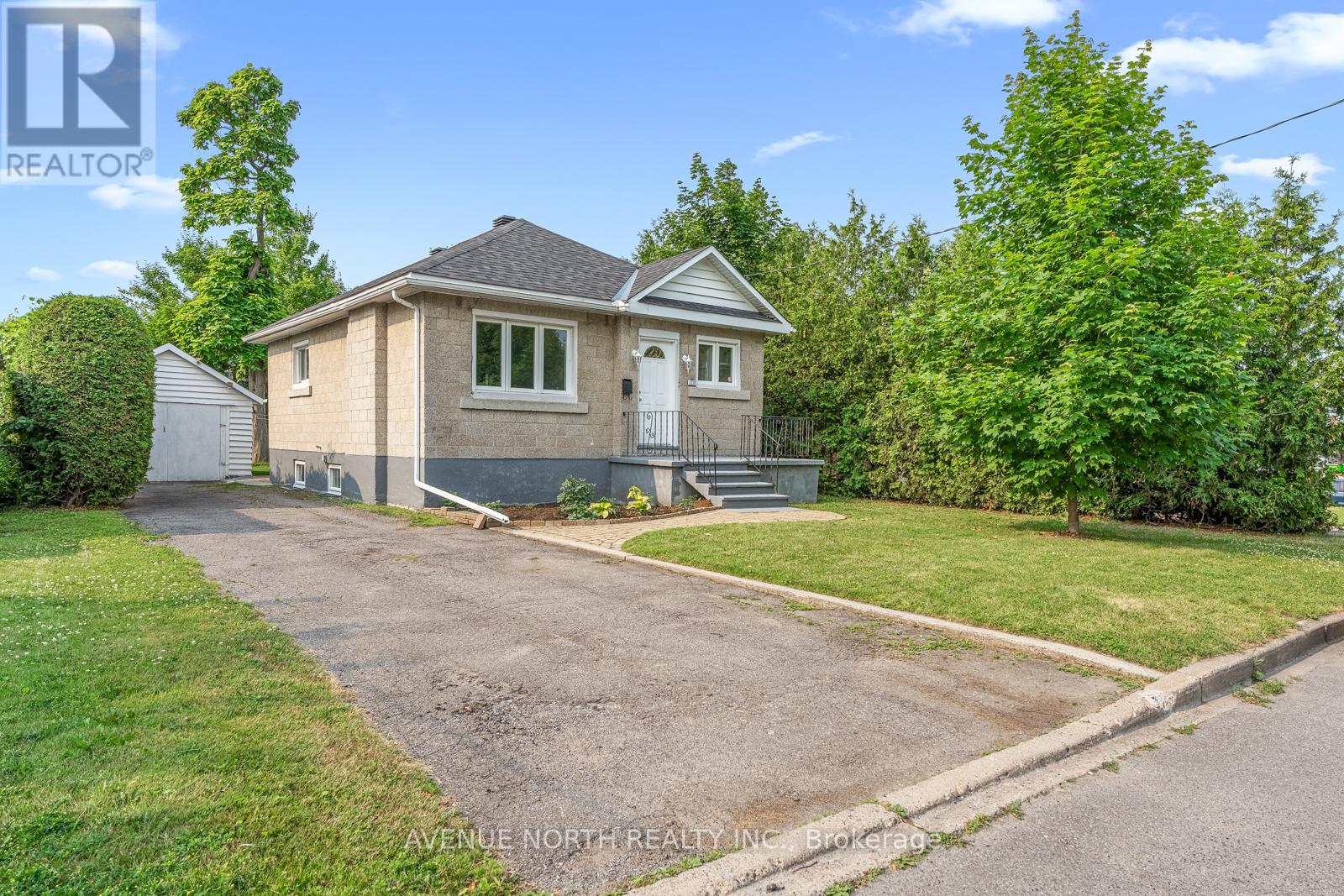1210 Erie Avenue, Ottawa, Ontario  K1V 6G6 - Photo 3 - X13167888