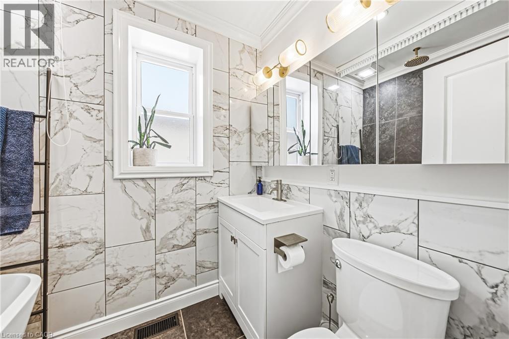 255 Weir Street N, Hamilton, Ontario  L8H 5G2 - Photo 16 - 40853005
