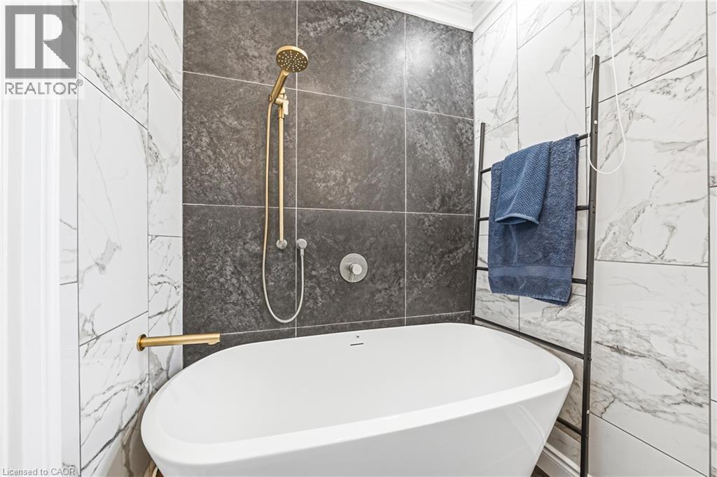 255 Weir Street N, Hamilton, Ontario  L8H 5G2 - Photo 17 - 40853005
