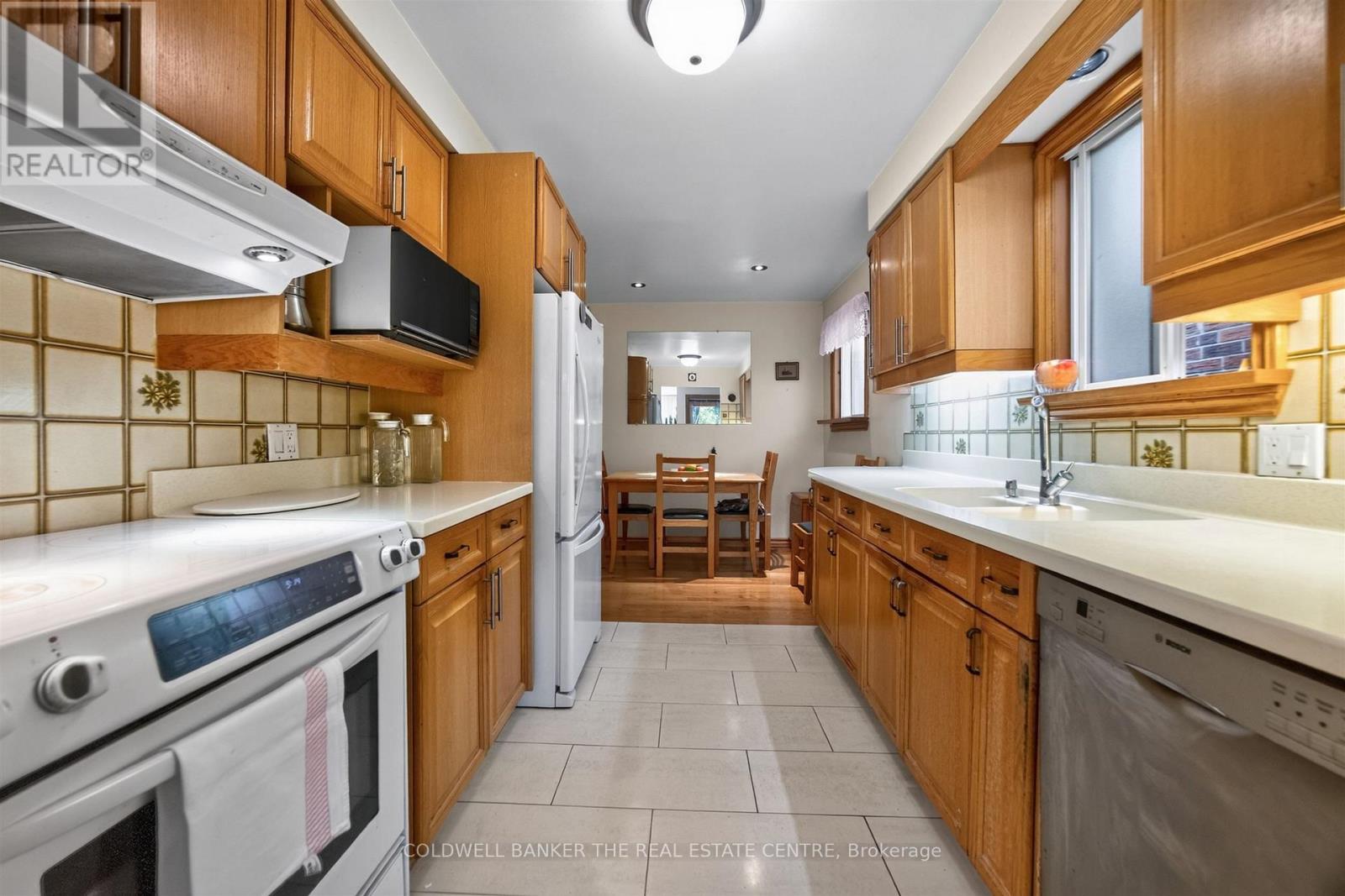 15 Craiglee Drive, Toronto, Ontario  M1N 2L7 - Photo 9 - E13644902