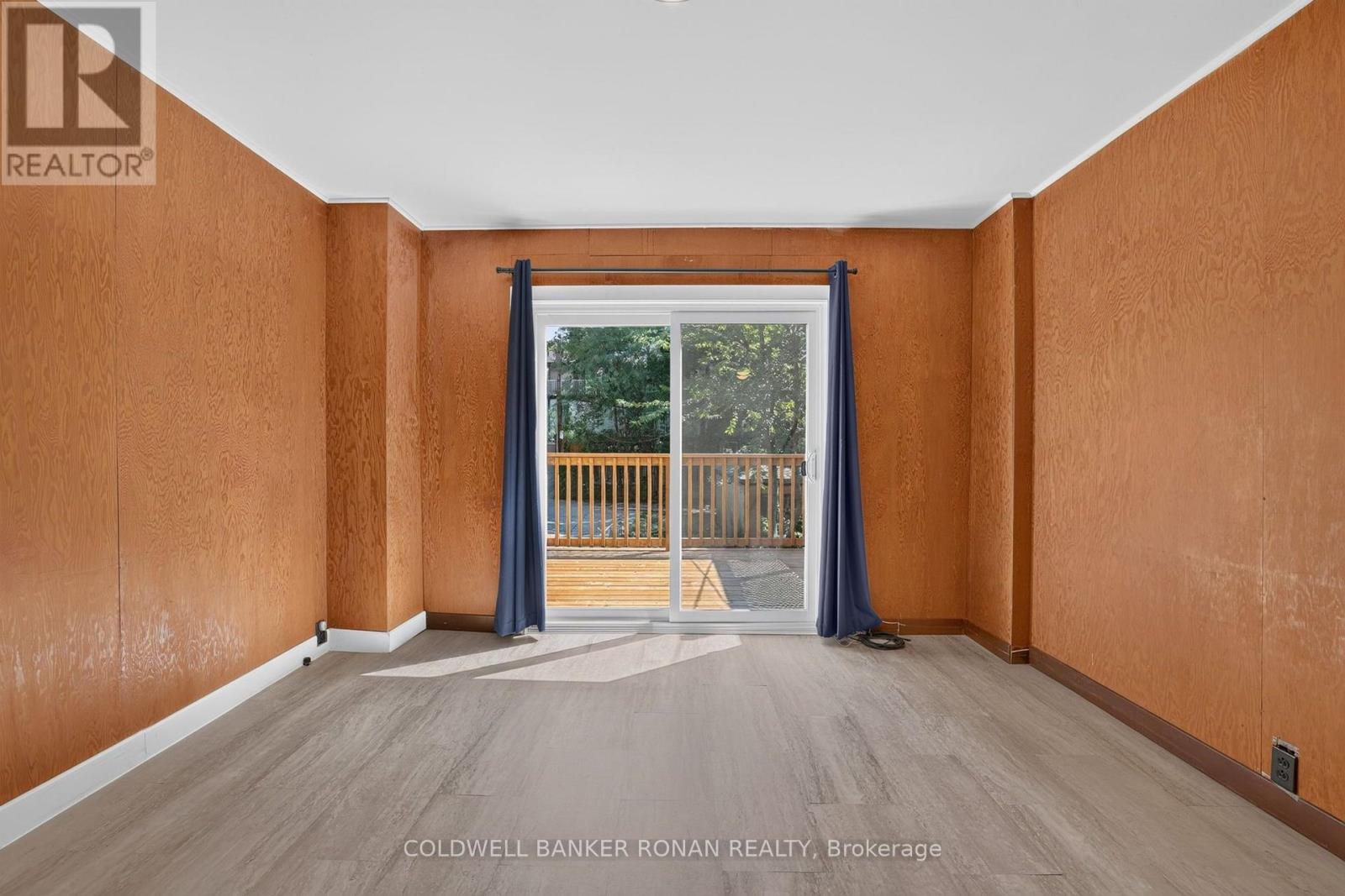 391 Jones Avenue, Toronto, Ontario  M4J 3G5 - Photo 16 - E13645214
