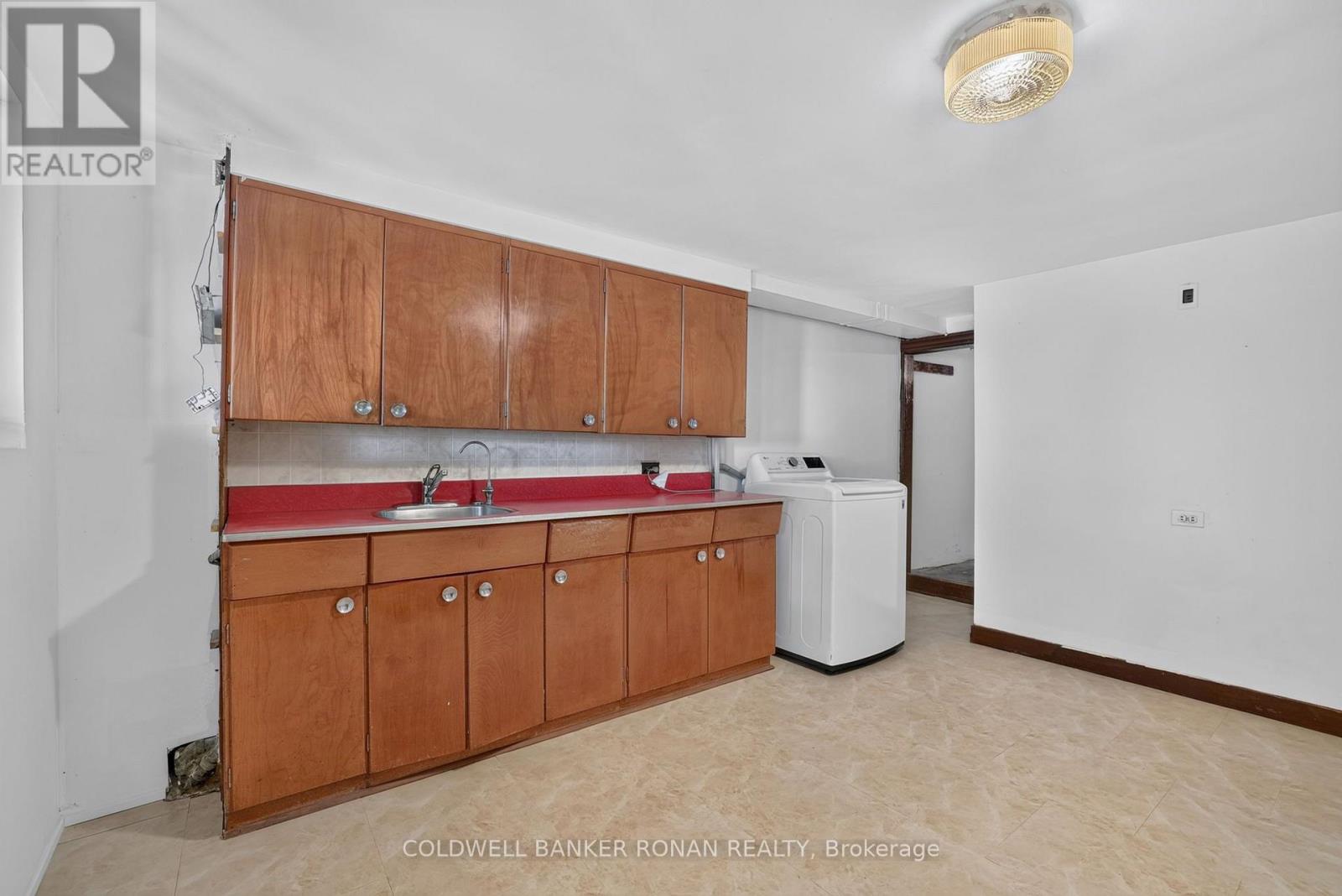 391 Jones Avenue, Toronto, Ontario  M4J 3G5 - Photo 32 - E13645214
