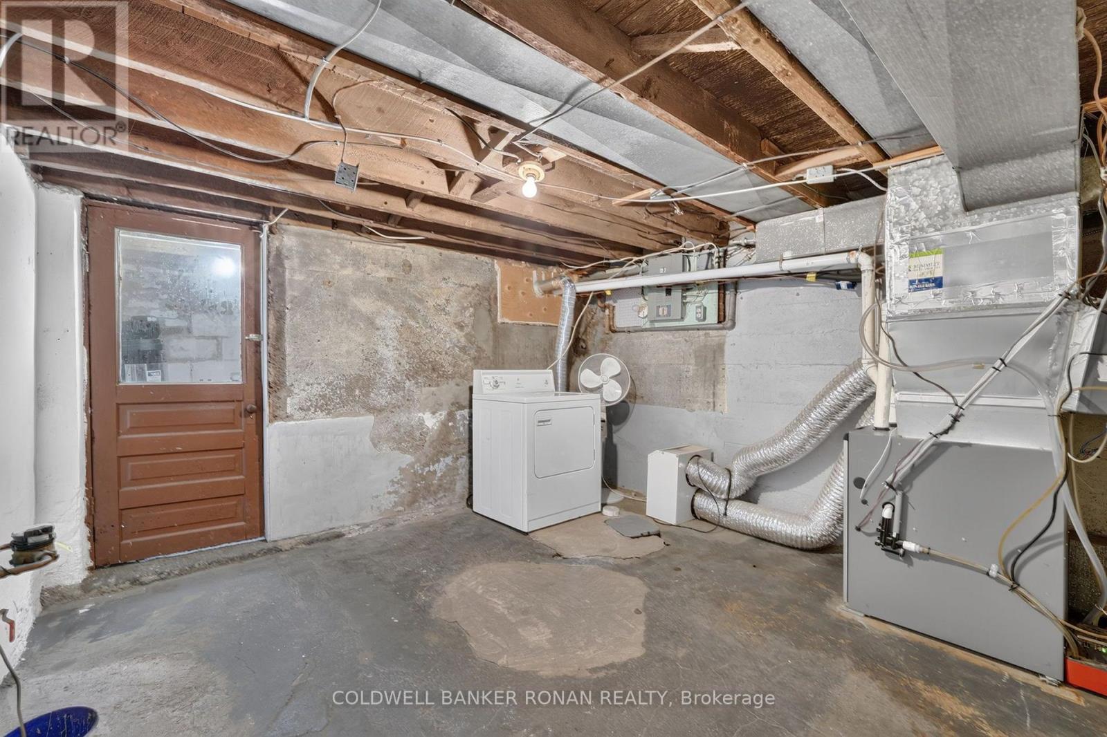 391 Jones Avenue, Toronto, Ontario  M4J 3G5 - Photo 34 - E13645214