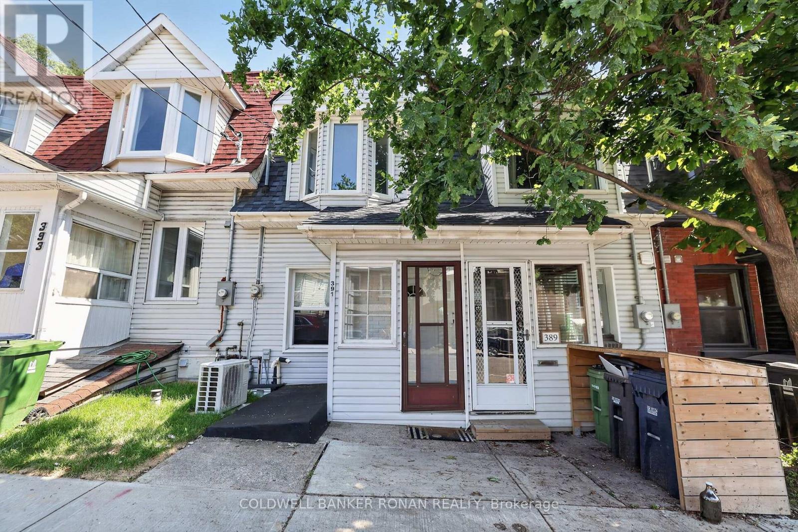 391 Jones Avenue, Toronto, Ontario  M4J 3G5 - Photo 6 - E13645214