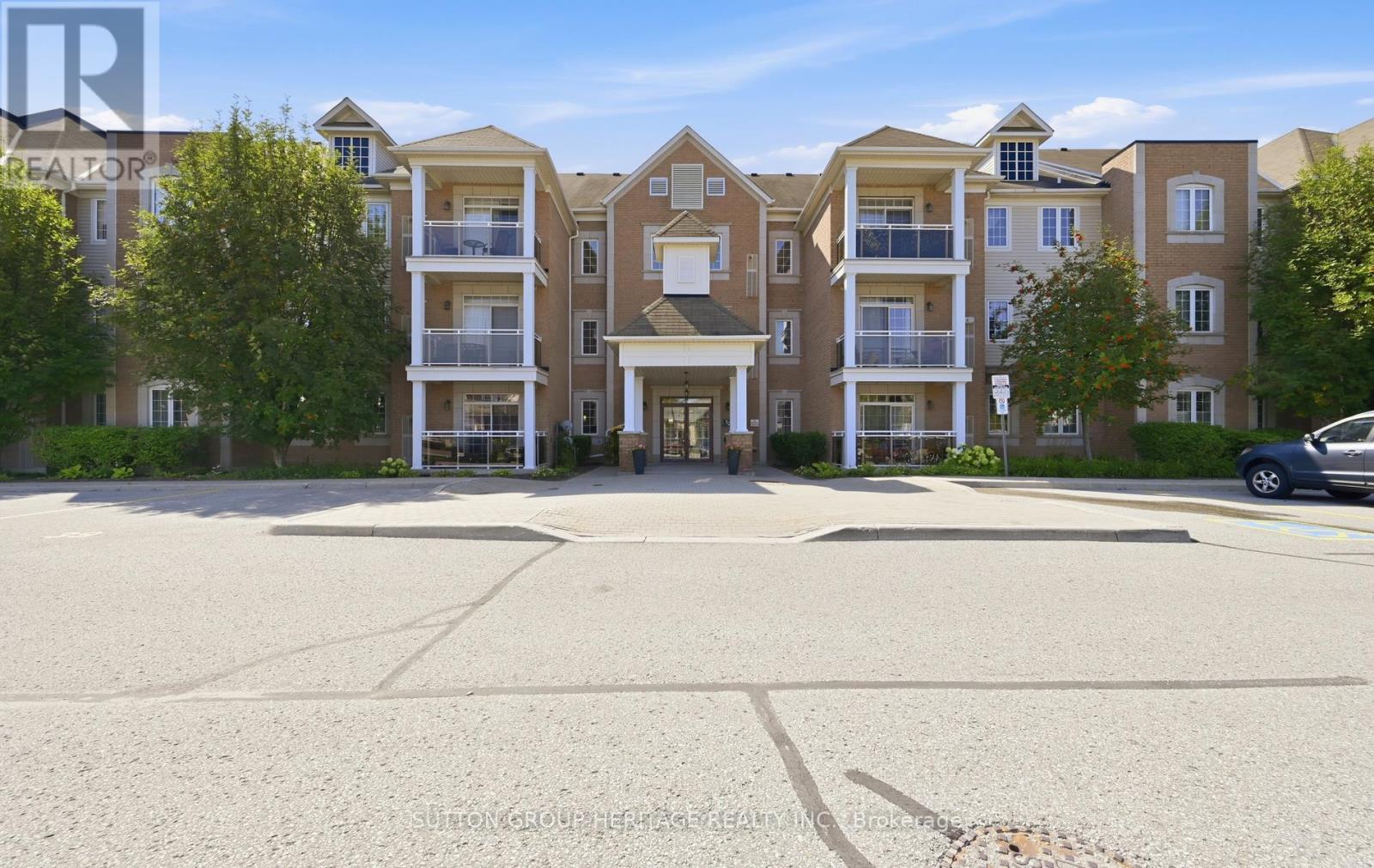 320 - 54 HARVEY JOHNSTON WAY, Whitby, Ontario
