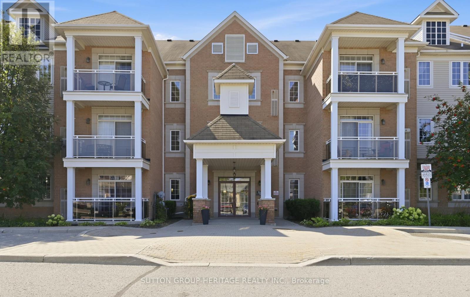 320 - 54 Harvey Johnston Way, Whitby, Ontario  L1M 0J7 - Photo 3 - E13645236