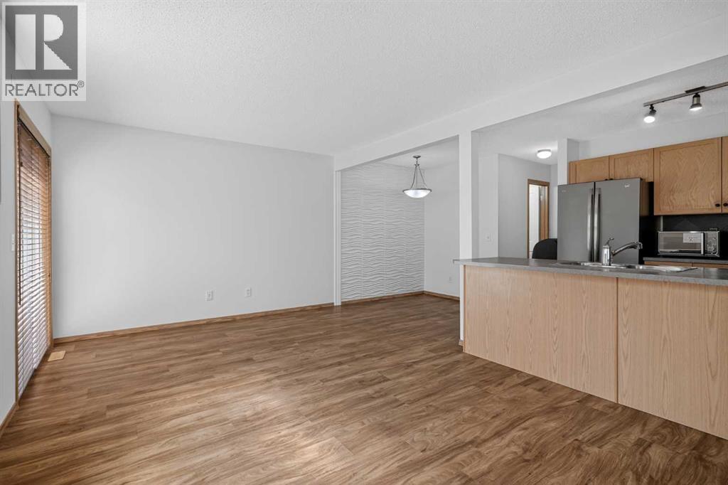 2337 Eversyde Avenue Sw, Calgary, Alberta  T2Y 4S4 - Photo 11 - A2333008