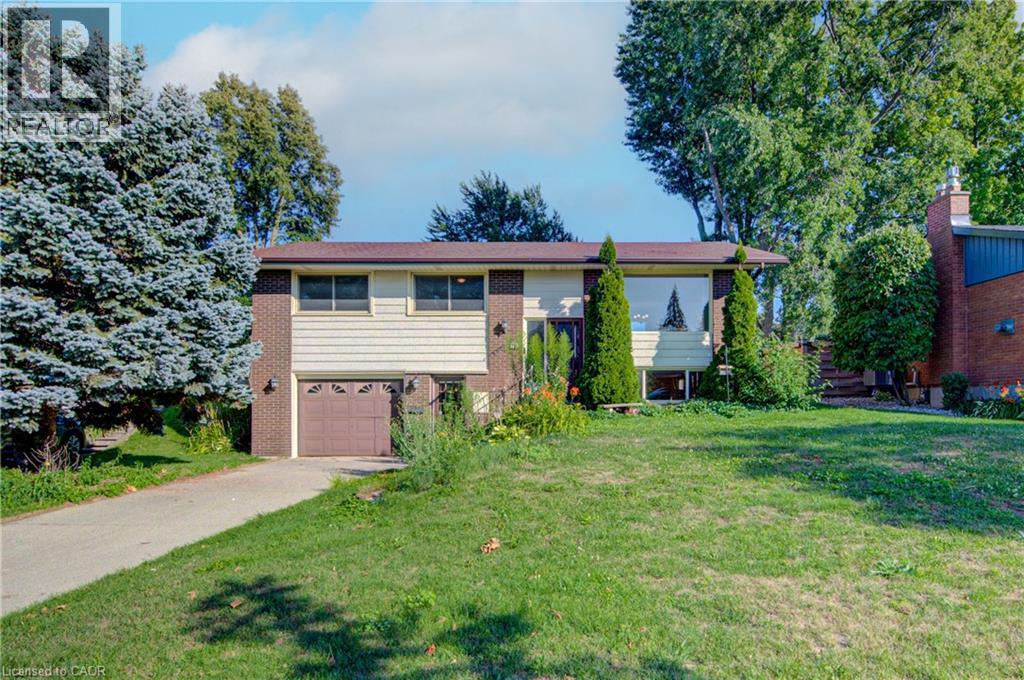 79 GAY Crescent, Kitchener, Ontario
