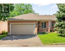32 TRUMP AVENUE, Ottawa, Ontario