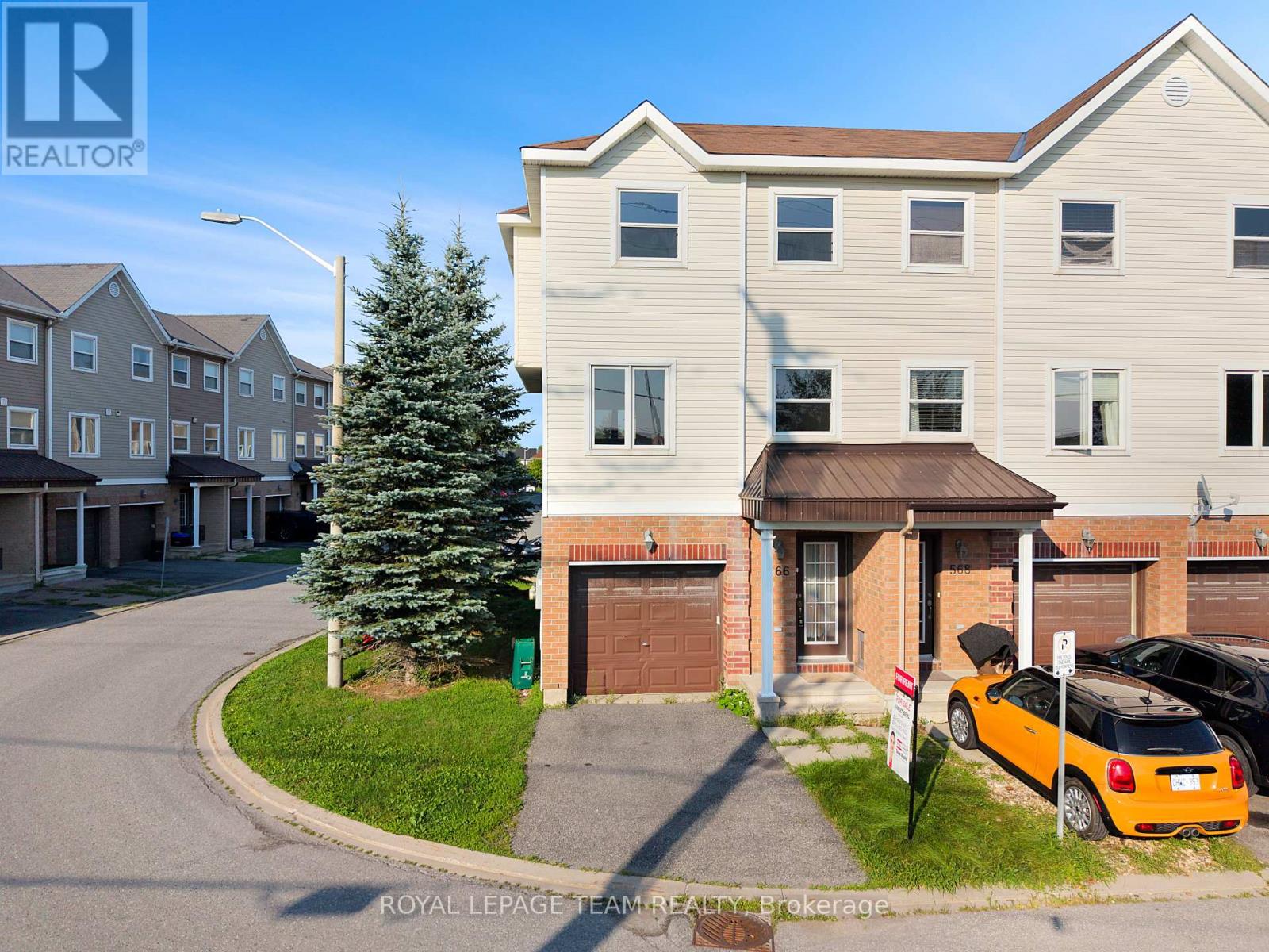 566 SIMRAN PRIVATE, Ottawa, Ontario