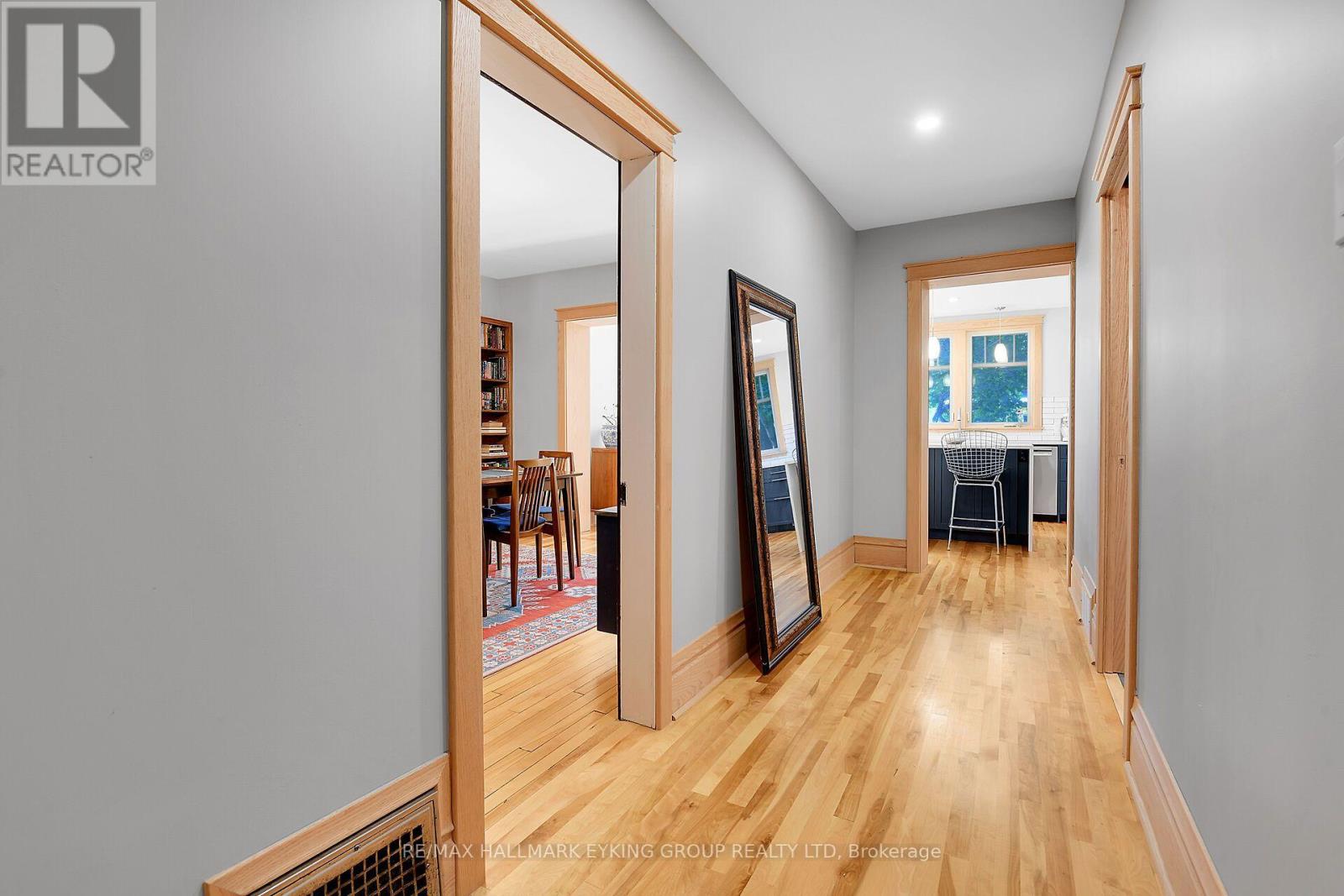 290 Flora Street, Ottawa, Ontario  K1R 5S3 - Photo 15 - X13645196
