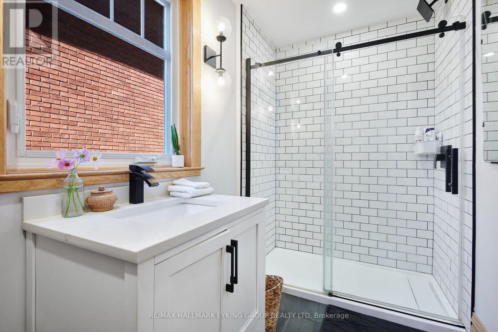 290 Flora Street, Ottawa, Ontario  K1R 5S3 - Photo 33 - X13645196