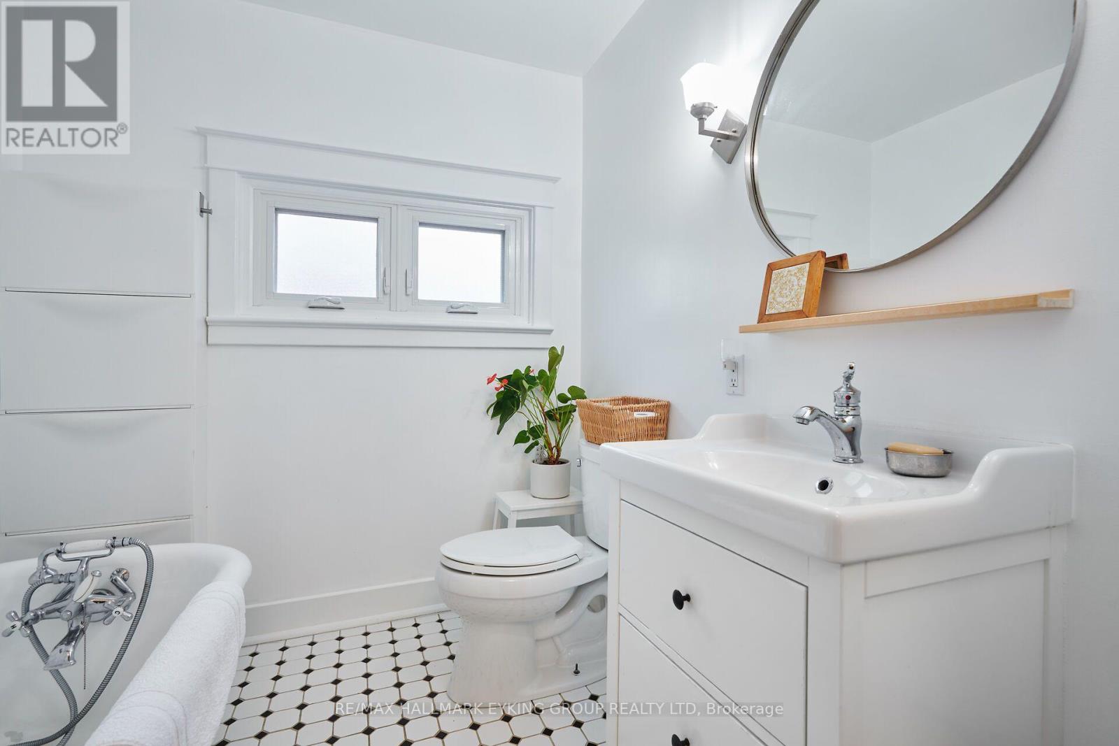 290 Flora Street, Ottawa, Ontario  K1R 5S3 - Photo 35 - X13645196