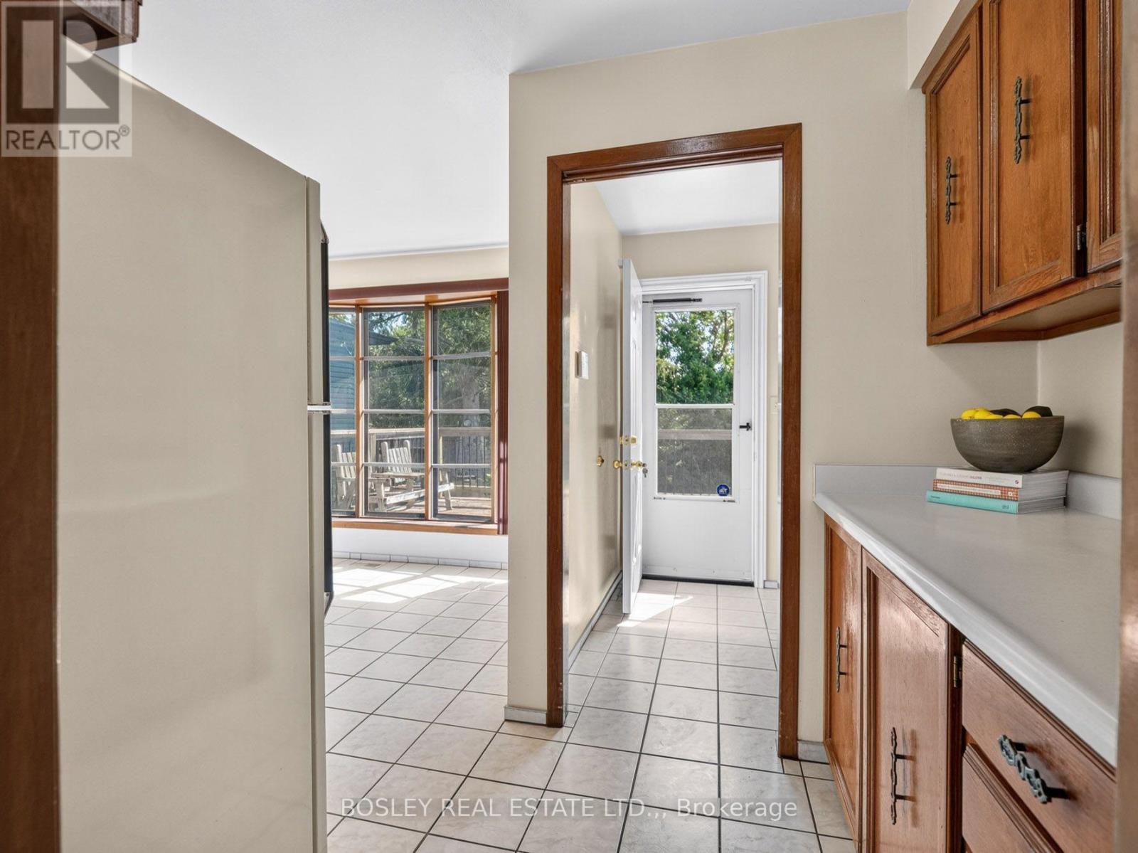 29 Carriage Road, St. Catharines, Ontario  L2P 1S6 - Photo 9 - X13645188