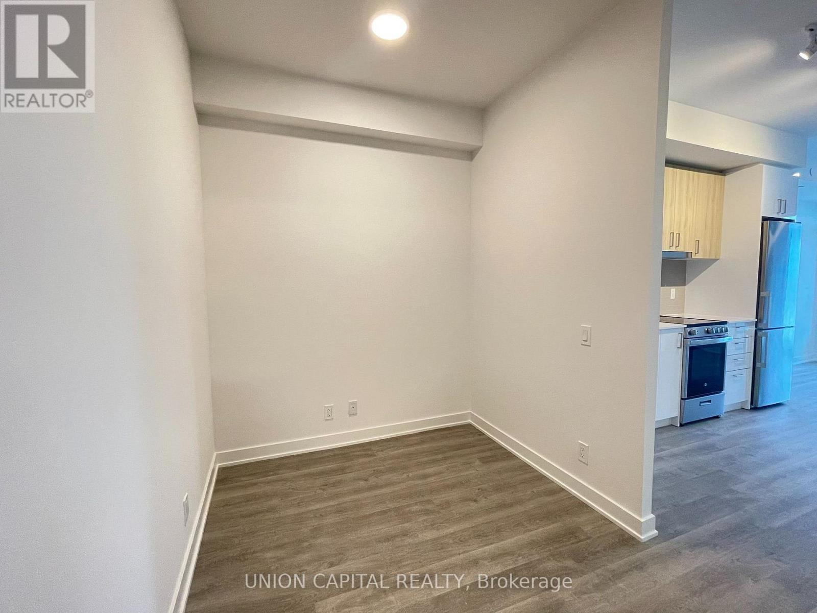 1403 - 50 Upper Mall Way, Vaughan (Brownridge), Ontario  L4J 0L7 - Photo 2 - N13644860