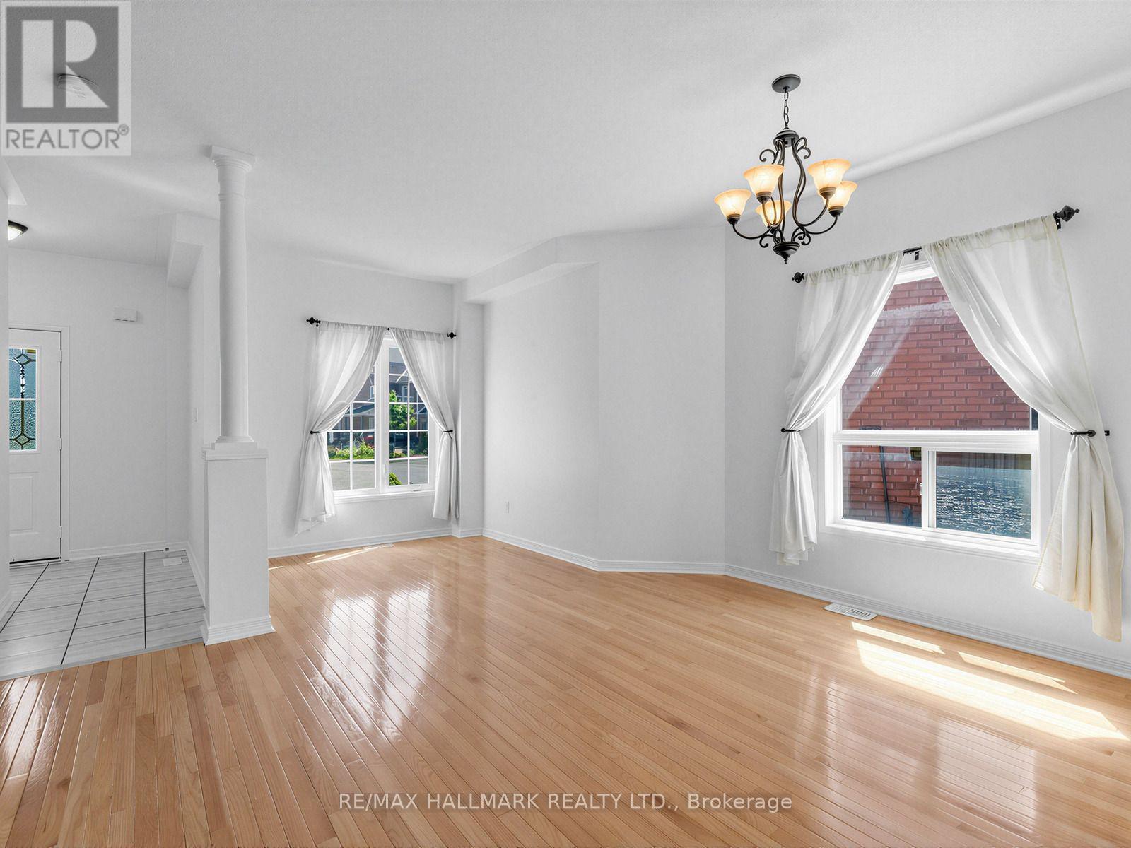 79 Wheelwright Drive, Richmond Hill, Ontario L4E 5A1 - Photo 2 - N13645048