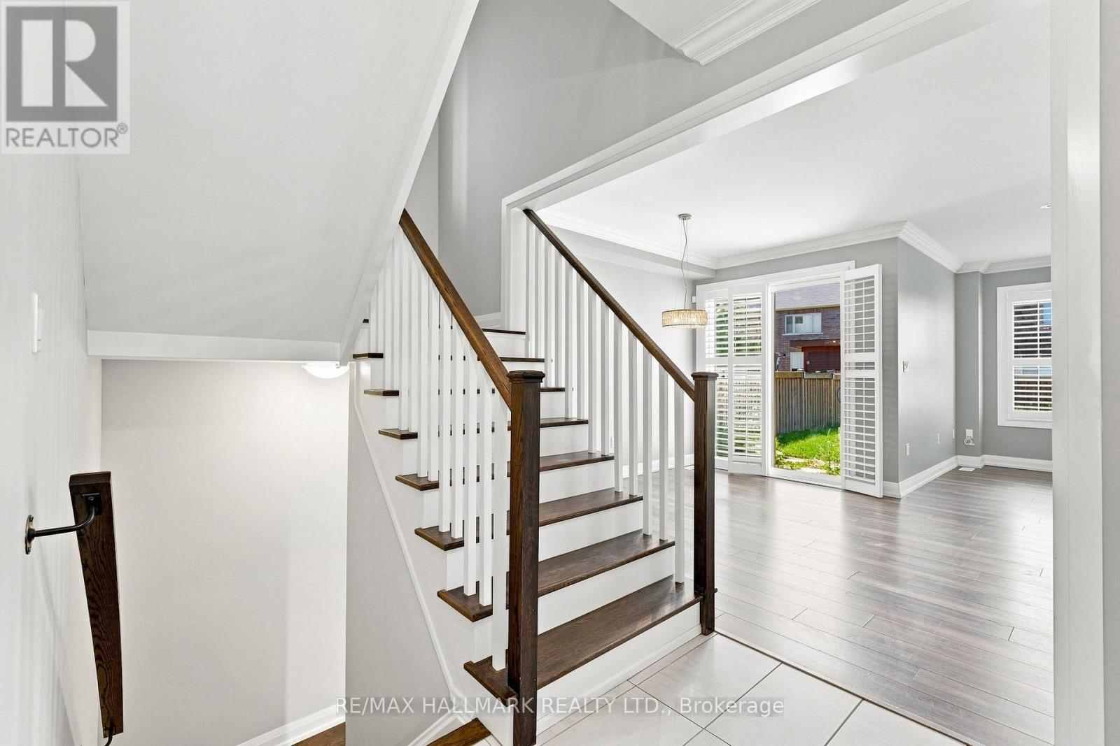 82 Martin Trail, New Tecumseth (Tottenham), Ontario  L0G 1W0 - Photo 20 - N13645066