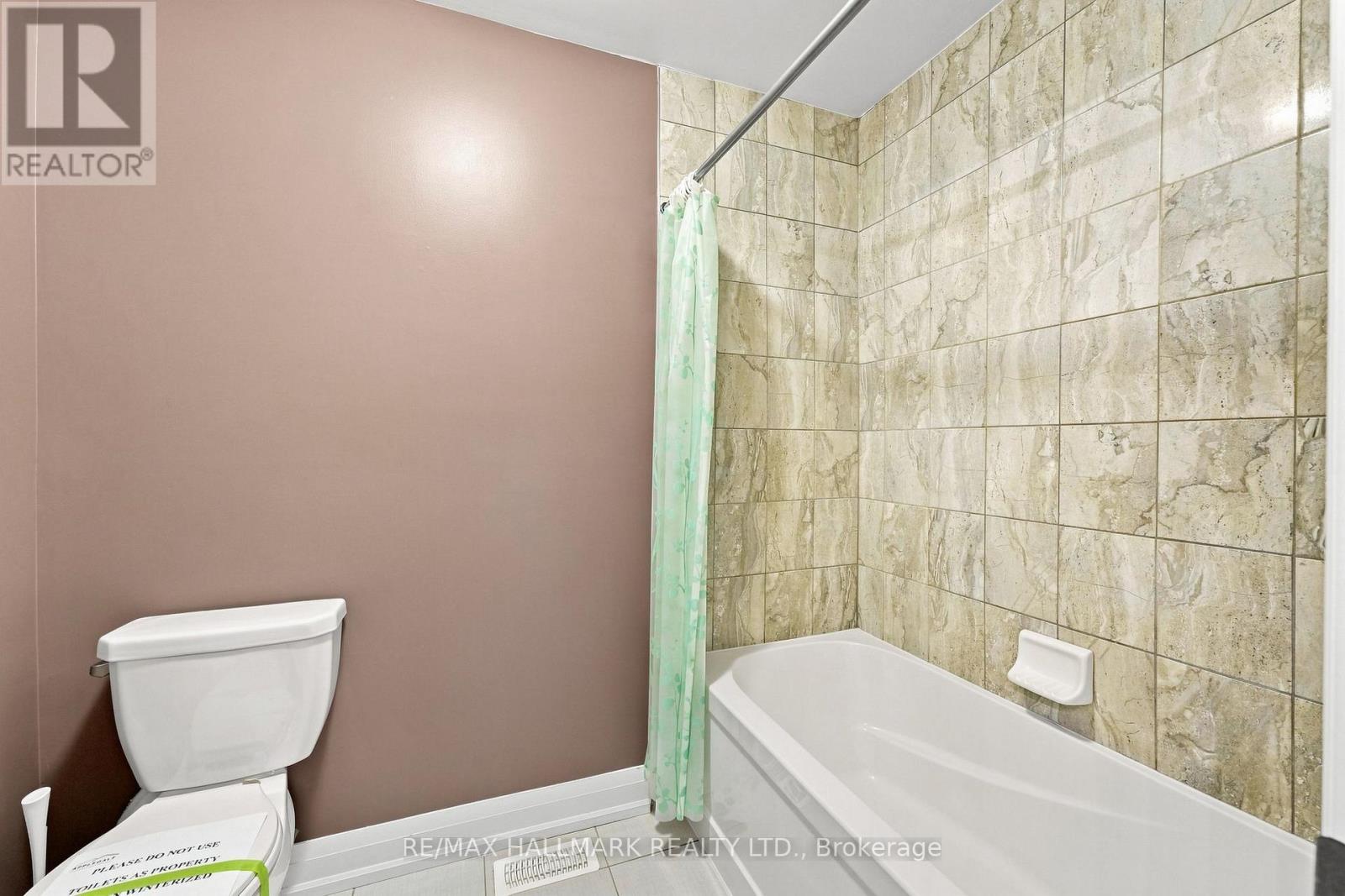 82 Martin Trail, New Tecumseth (Tottenham), Ontario  L0G 1W0 - Photo 28 - N13645066