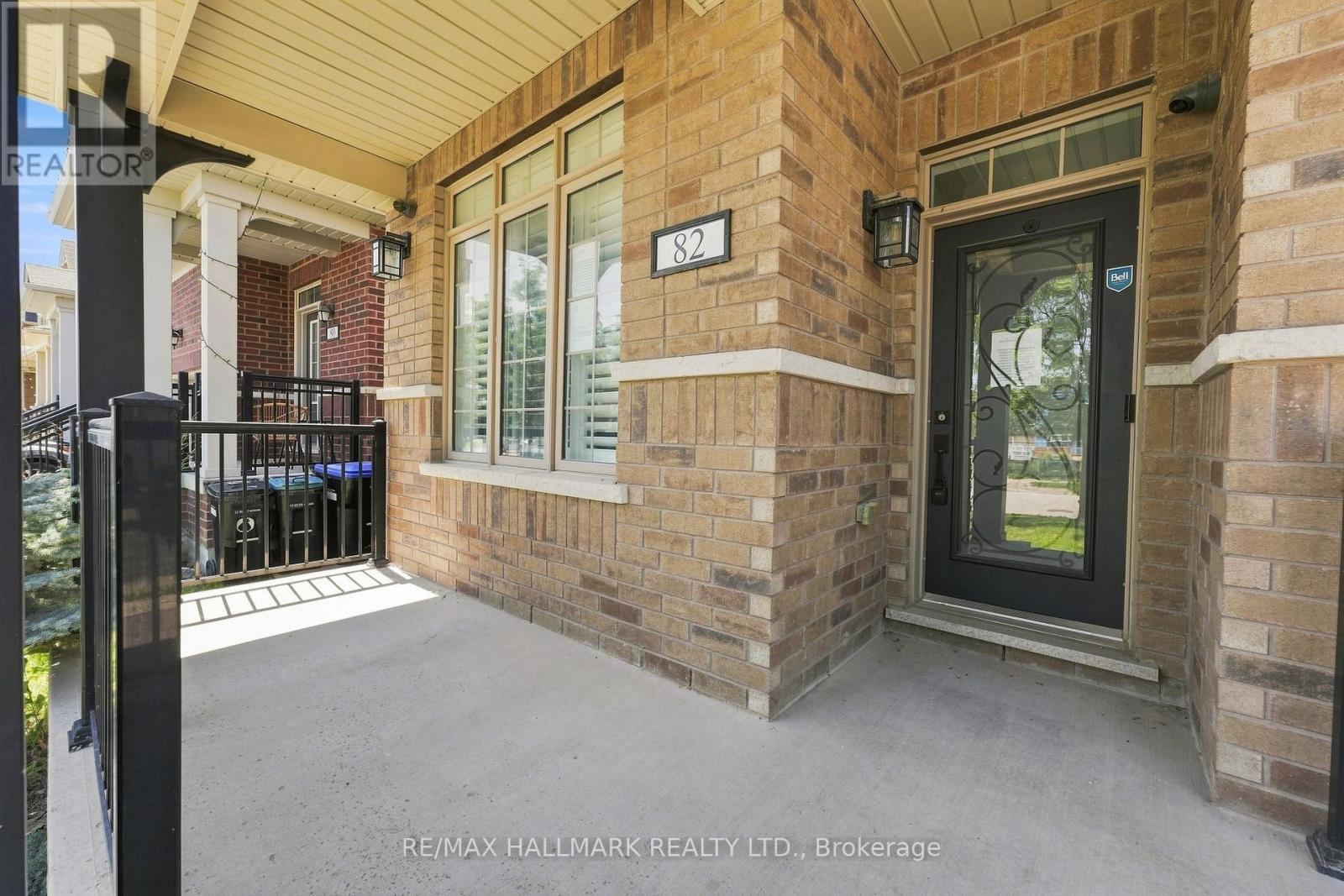 82 Martin Trail, New Tecumseth (Tottenham), Ontario  L0G 1W0 - Photo 4 - N13645066
