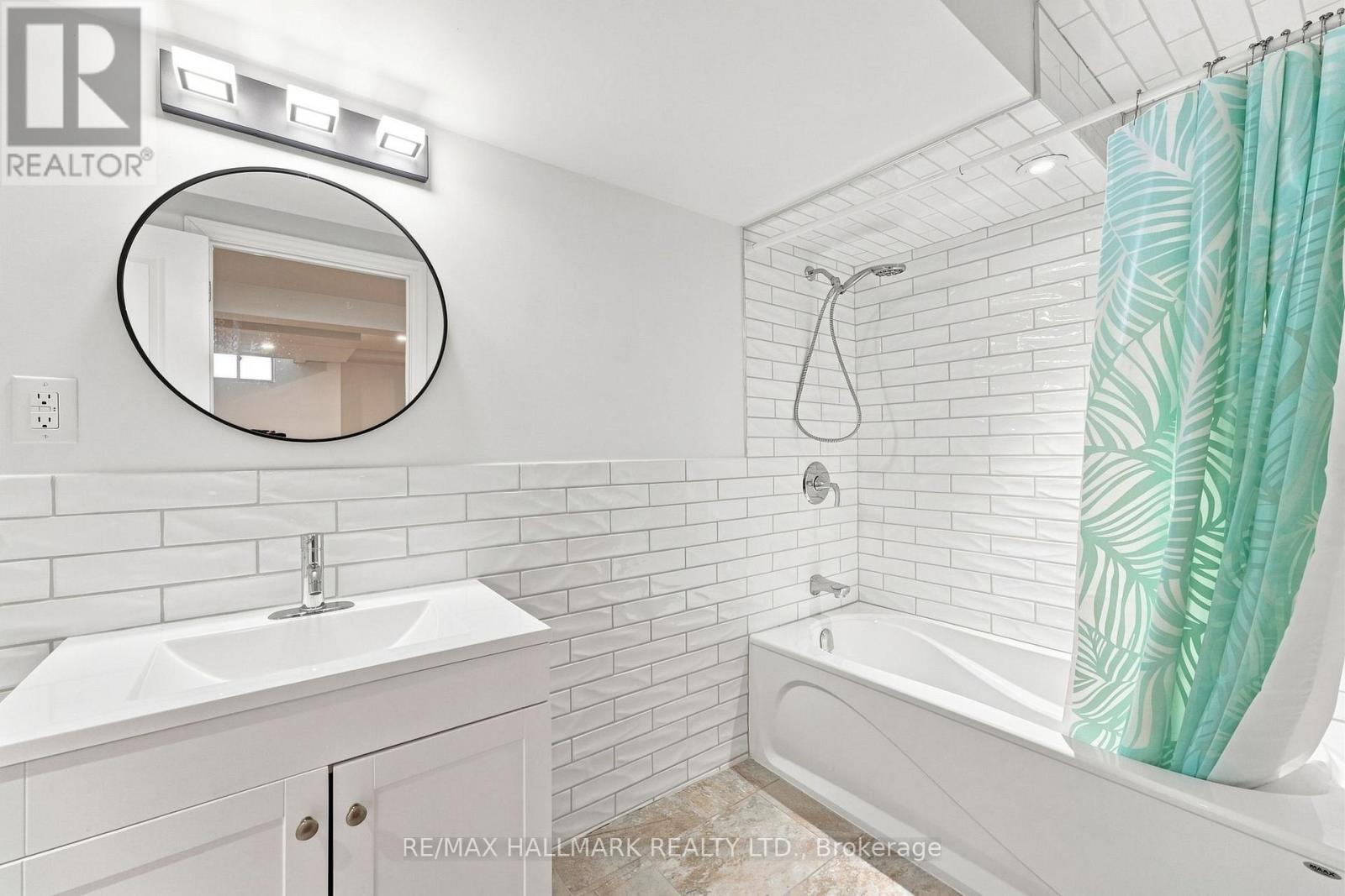 82 Martin Trail, New Tecumseth (Tottenham), Ontario  L0G 1W0 - Photo 41 - N13645066