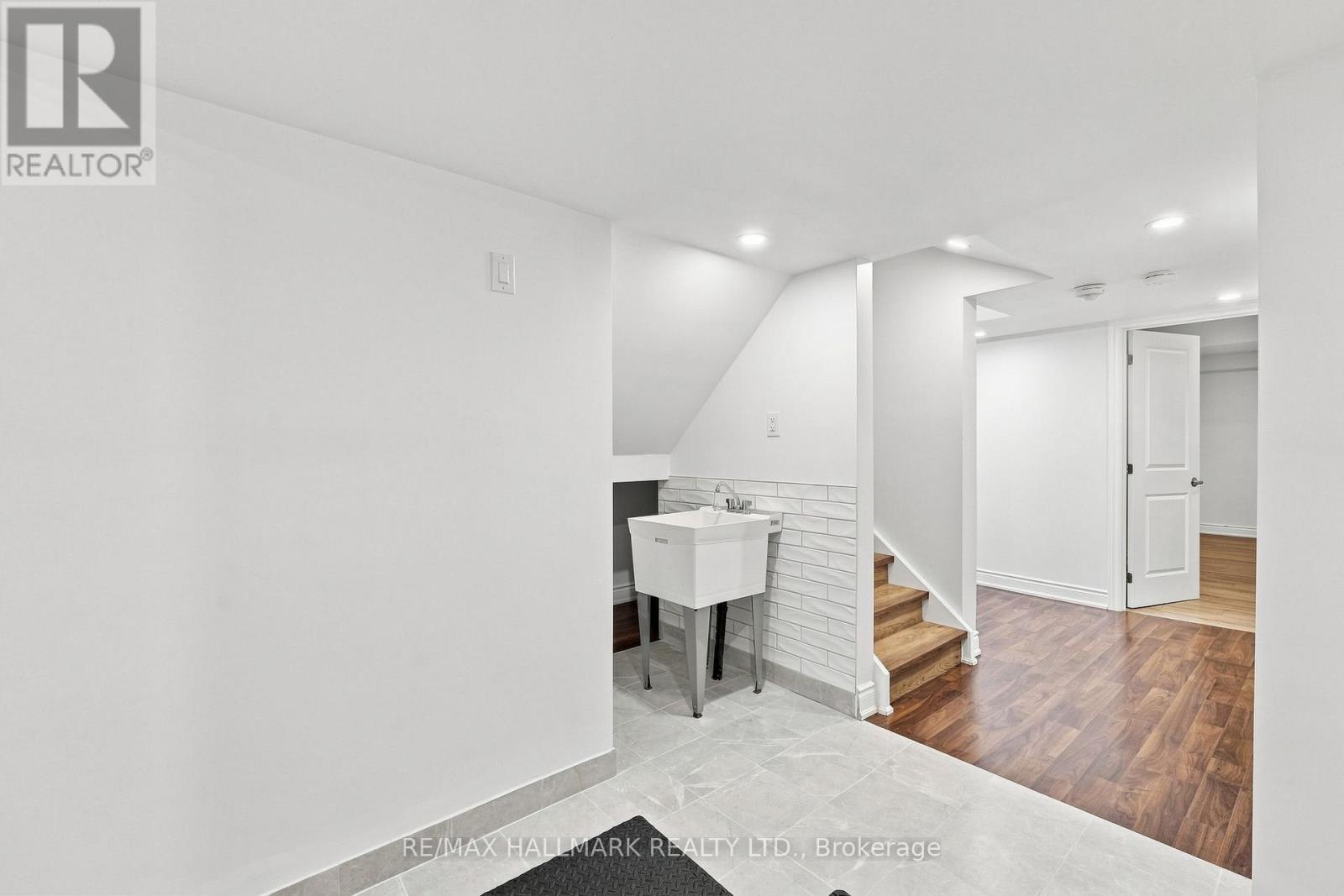 82 Martin Trail, New Tecumseth (Tottenham), Ontario  L0G 1W0 - Photo 45 - N13645066