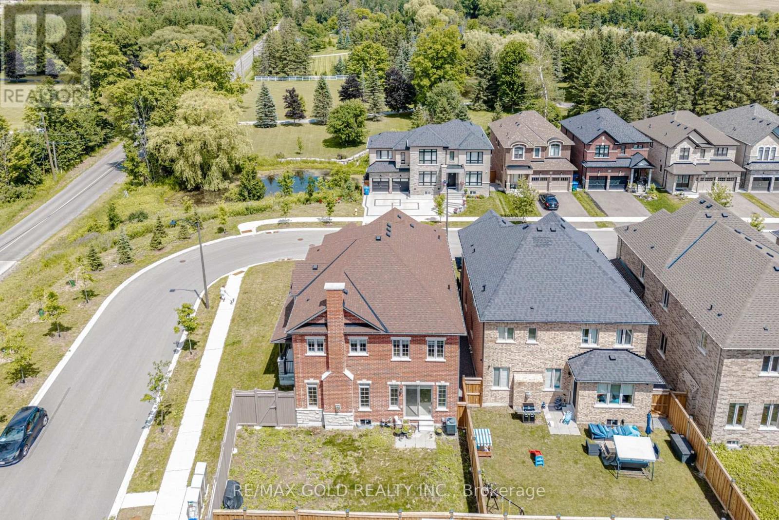 53 Betty May Crescent, East Gwillimbury, Ontario  L9N 1S2 - Photo 49 - N13645146