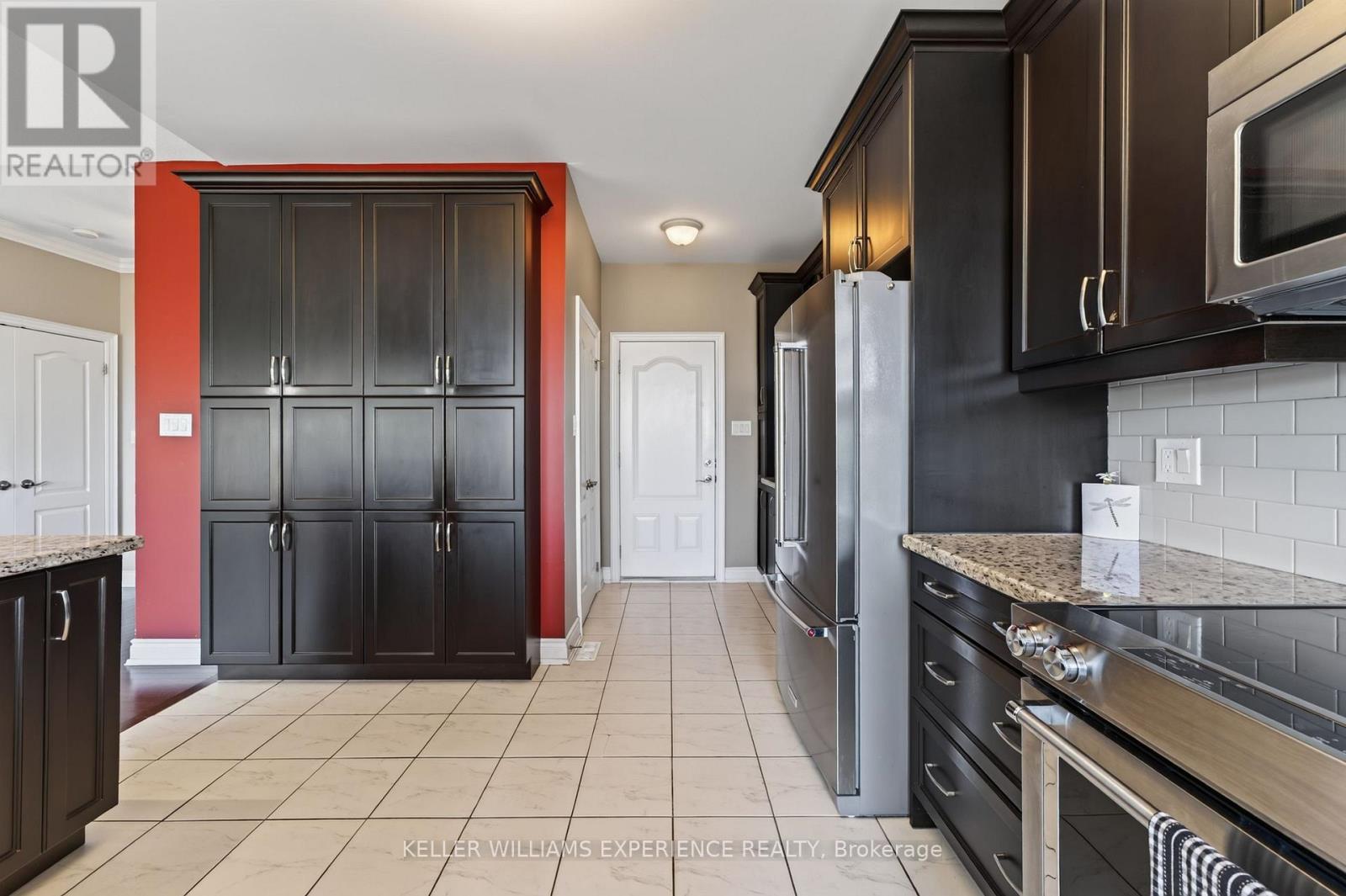 26 Upper Highland, New Tecumseth, Ontario  L9R 0K5 - Photo 14 - N13645154