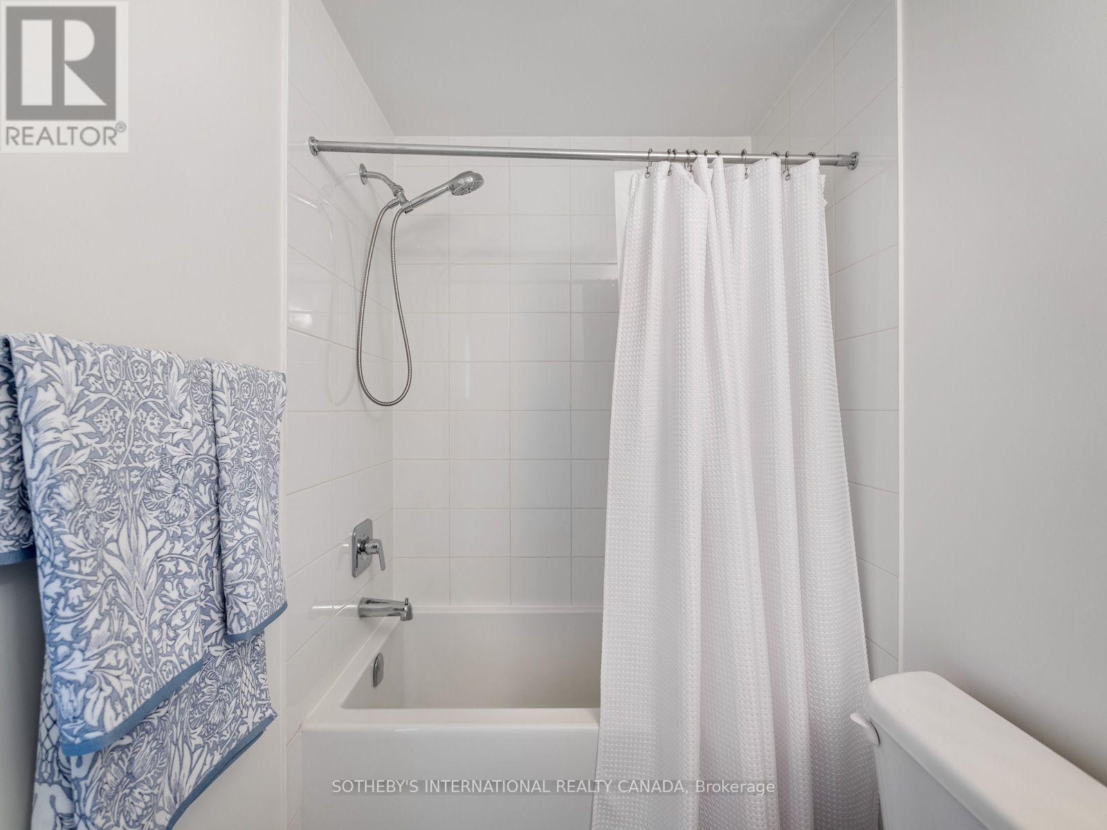 209 Vivant Street, Newmarket, Ontario  L3X 0K7 - Photo 29 - N13645184