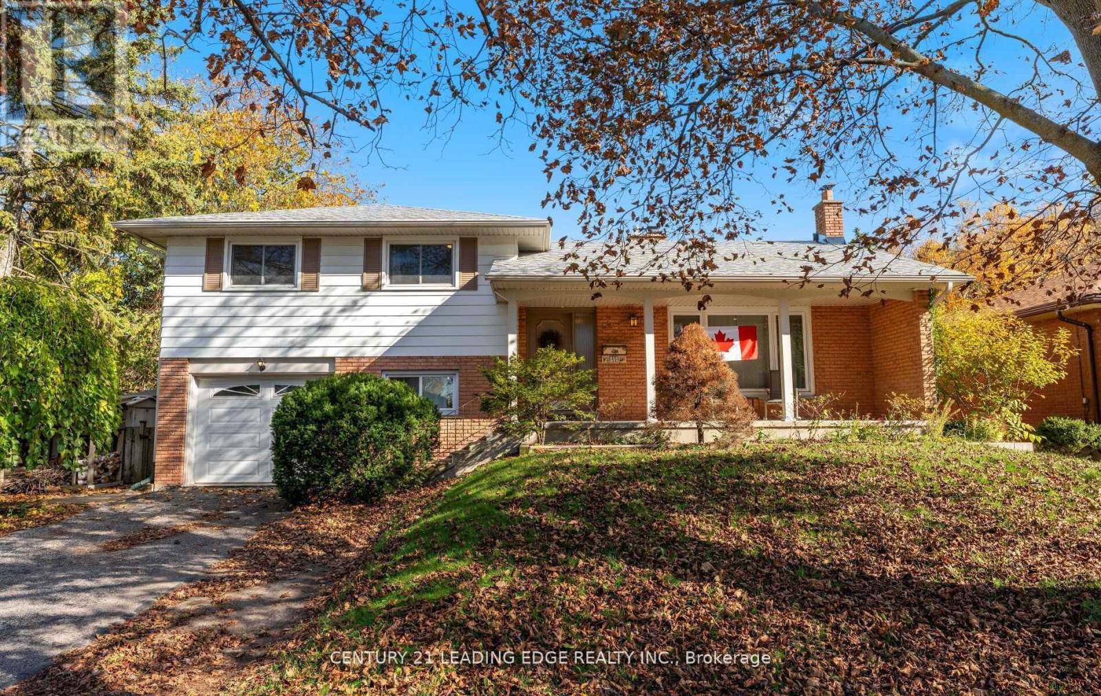 45 Bayview Drive, Barrie, Ontario  L4N 3N8 - Photo 1 - S13645072