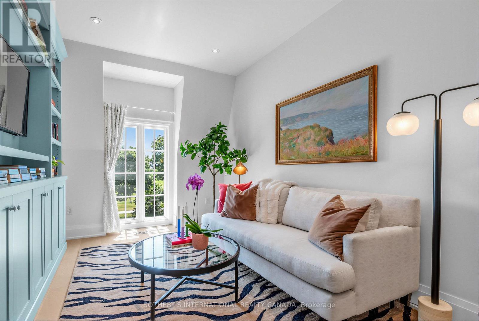 Th1 - 288 St Clair Avenue W, Toronto, Ontario  M4V 1S3 - Photo 18 - C13593406