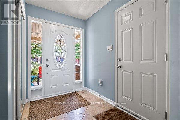 745 Challinor Terrace, Milton, Ontario  L9T 7V5 - Photo 5 - W13644882