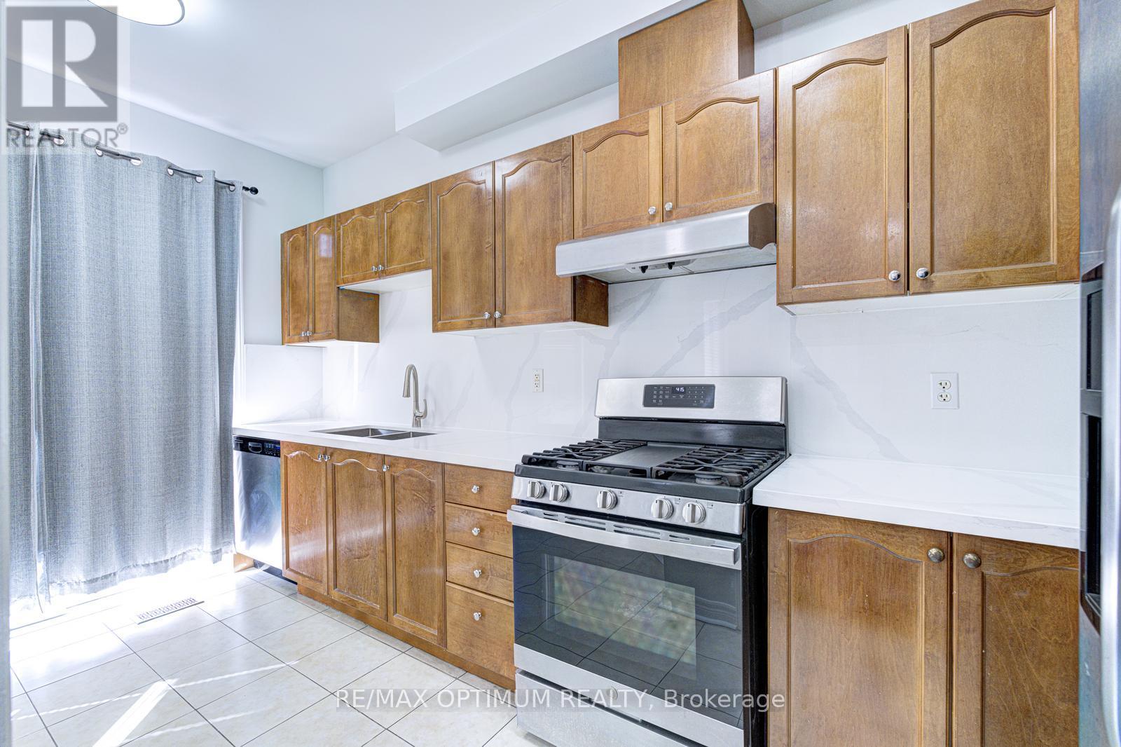 118 Nathaniel Crescent, Brampton, Ontario  L6Y 5M3 - Photo 17 - W13644886