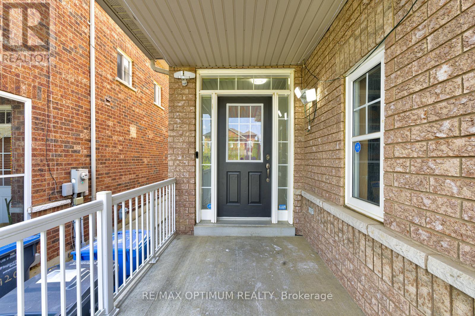 118 Nathaniel Crescent, Brampton, Ontario  L6Y 5M3 - Photo 6 - W13644886