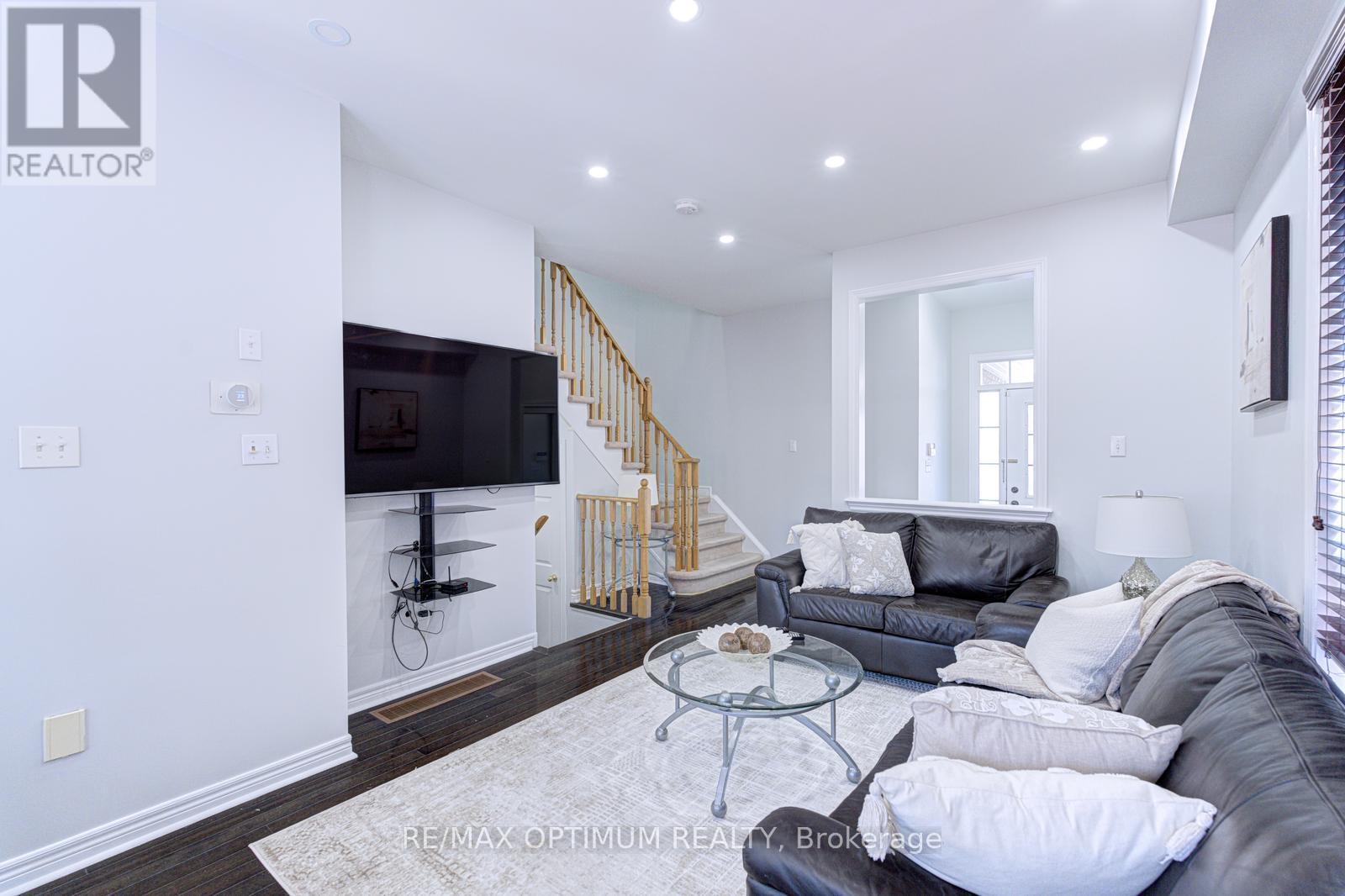 118 Nathaniel Crescent, Brampton, Ontario  L6Y 5M3 - Photo 9 - W13644886