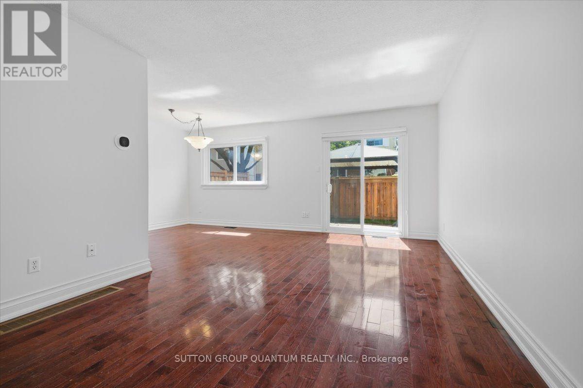 102 - 5061 Pinedale Avenue, Burlington, Ontario  L7L 5J6 - Photo 7 - W13644912
