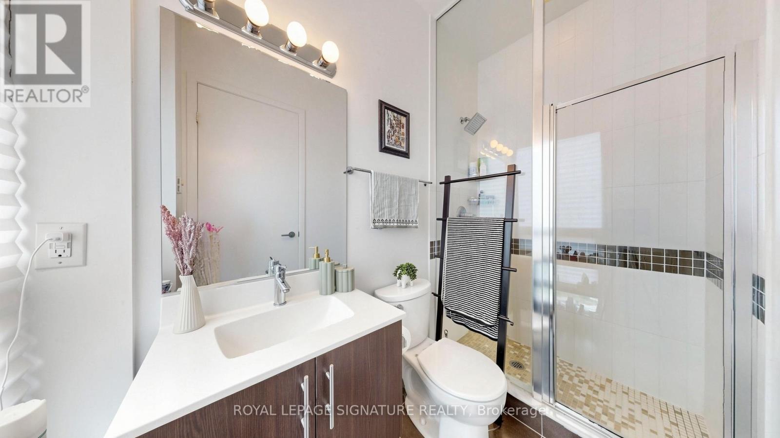 2524 - 165 Legion Road, Toronto, Ontario  M8Y 0B3 - Photo 19 - W13644922
