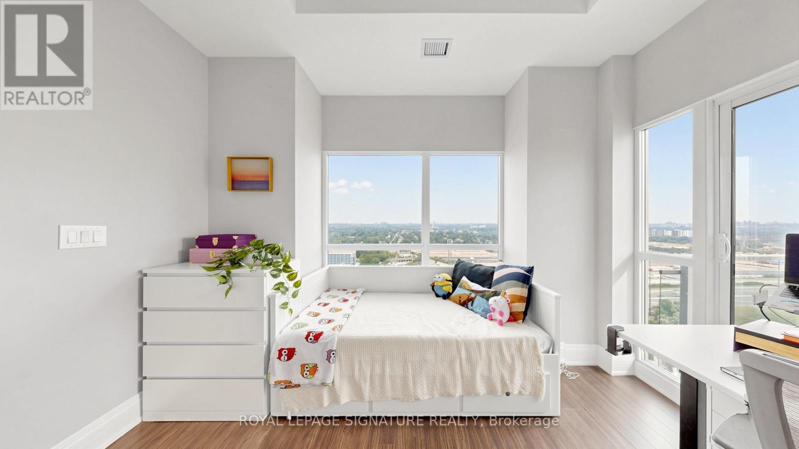 2524 - 165 Legion Road, Toronto, Ontario  M8Y 0B3 - Photo 21 - W13644922