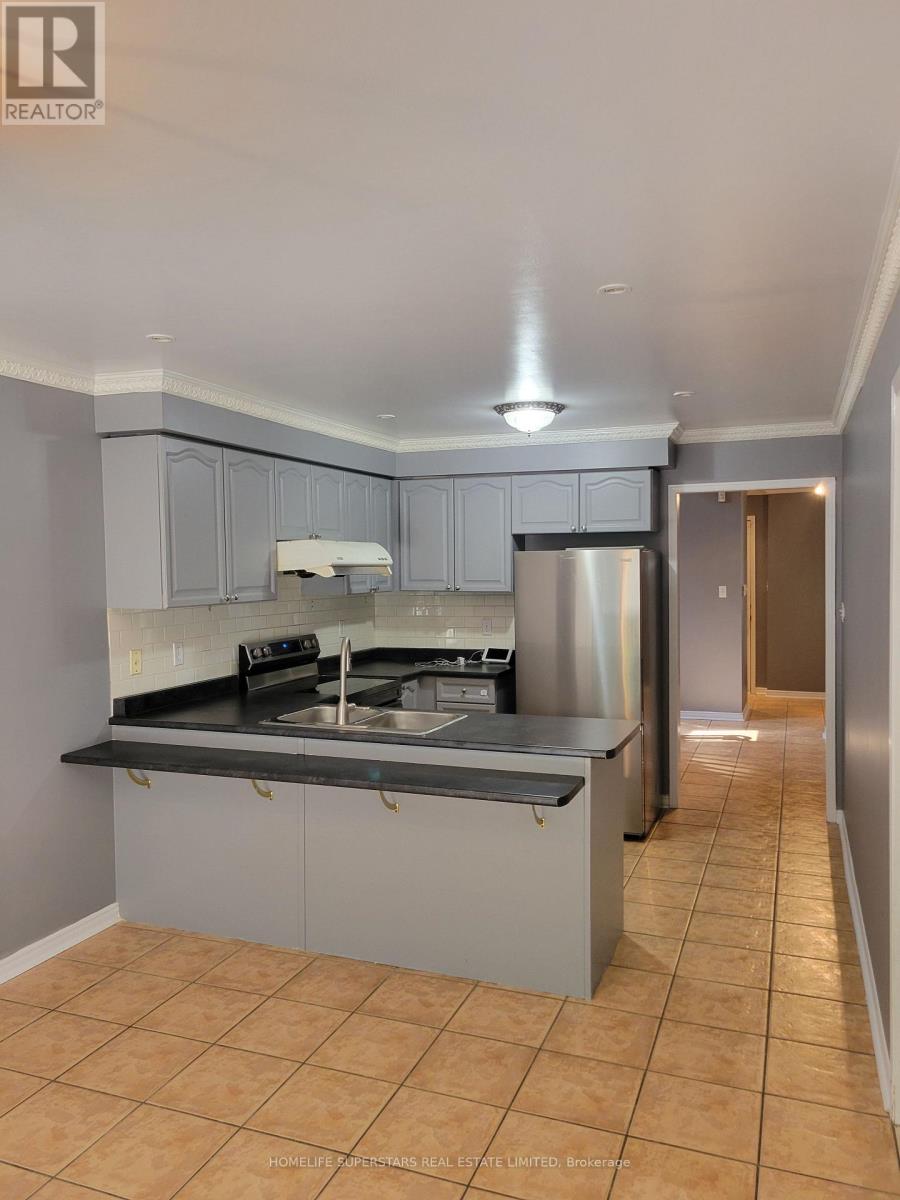 3784 Forest Bluff Crescent, Mississauga, Ontario  L5N 7T8 - Photo 14 - W13644944