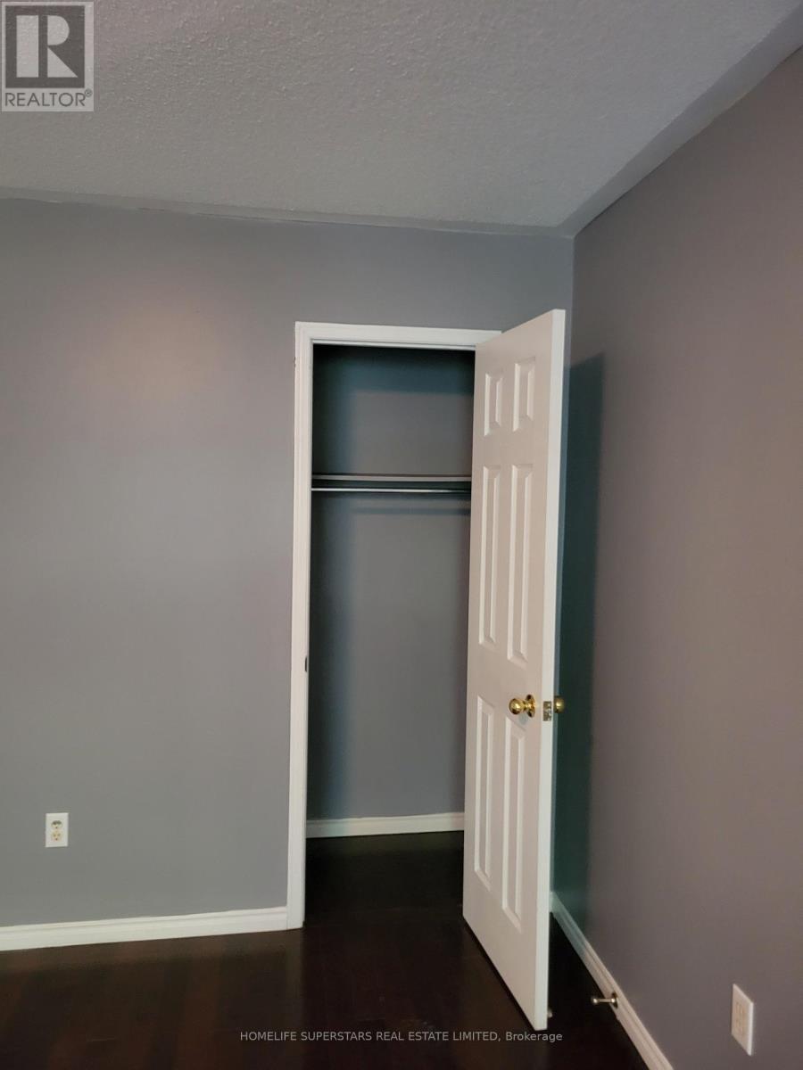 3784 Forest Bluff Crescent, Mississauga, Ontario  L5N 7T8 - Photo 15 - W13644944
