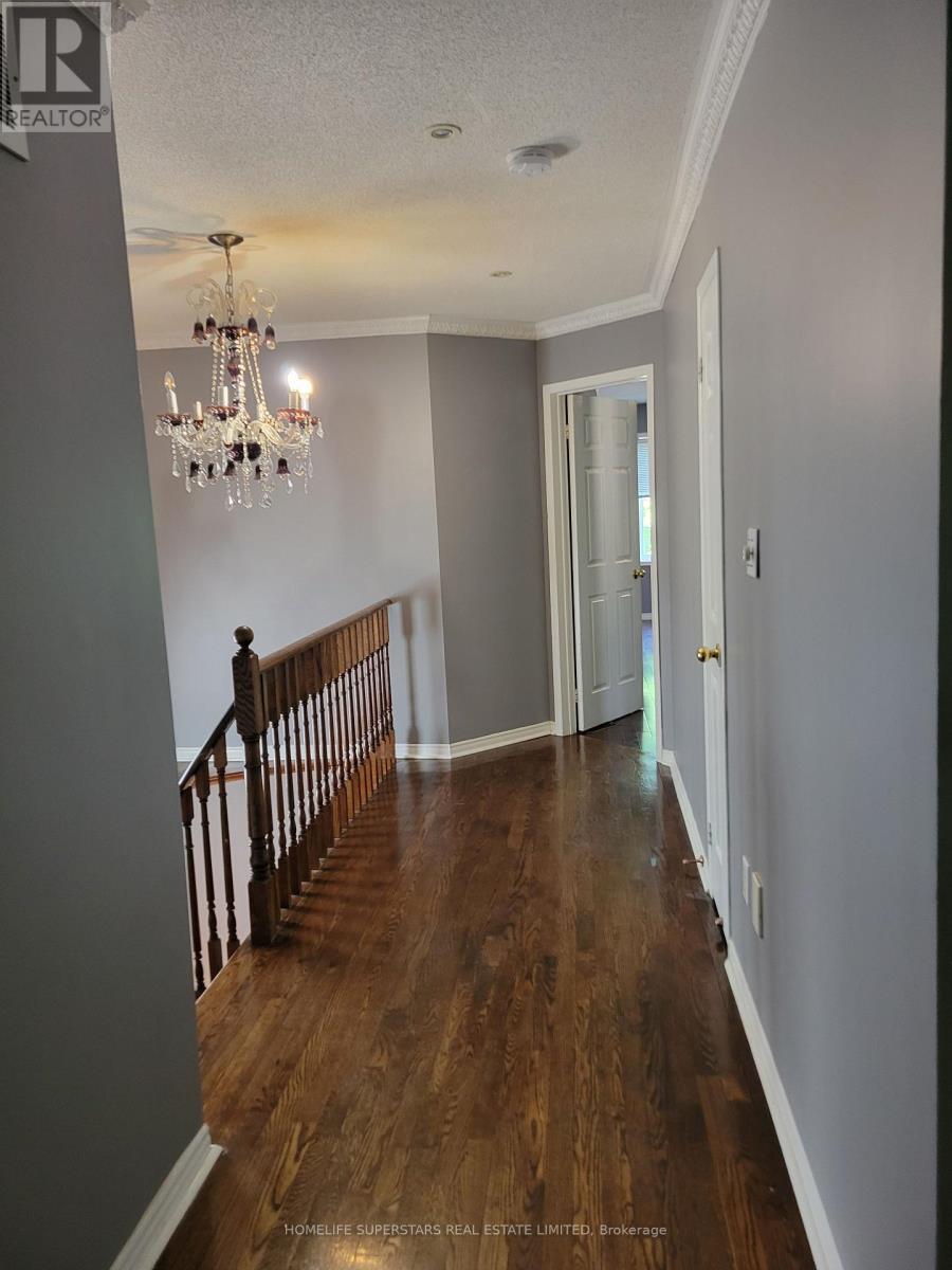3784 Forest Bluff Crescent, Mississauga, Ontario  L5N 7T8 - Photo 18 - W13644944