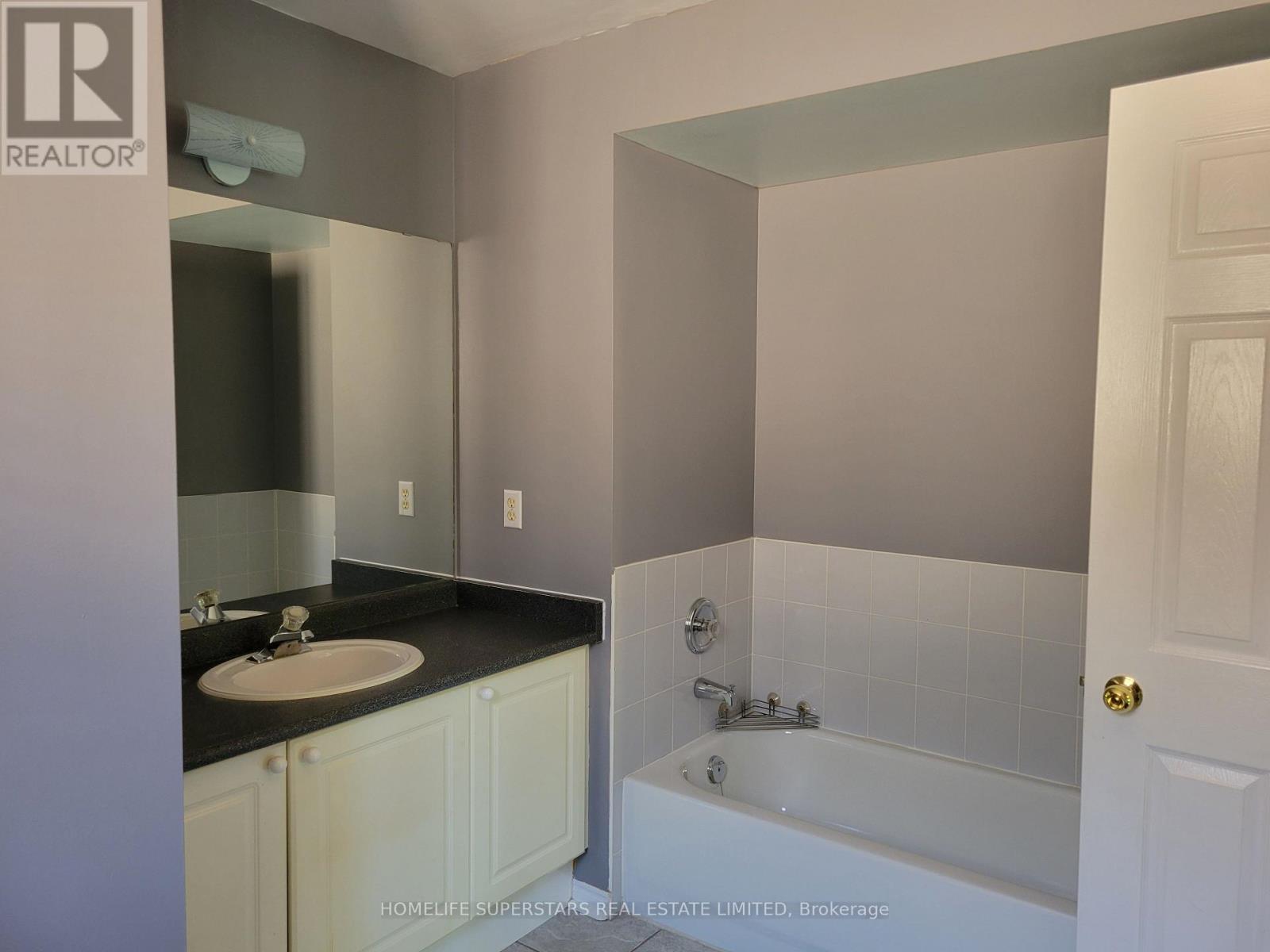 3784 Forest Bluff Crescent, Mississauga, Ontario  L5N 7T8 - Photo 23 - W13644944