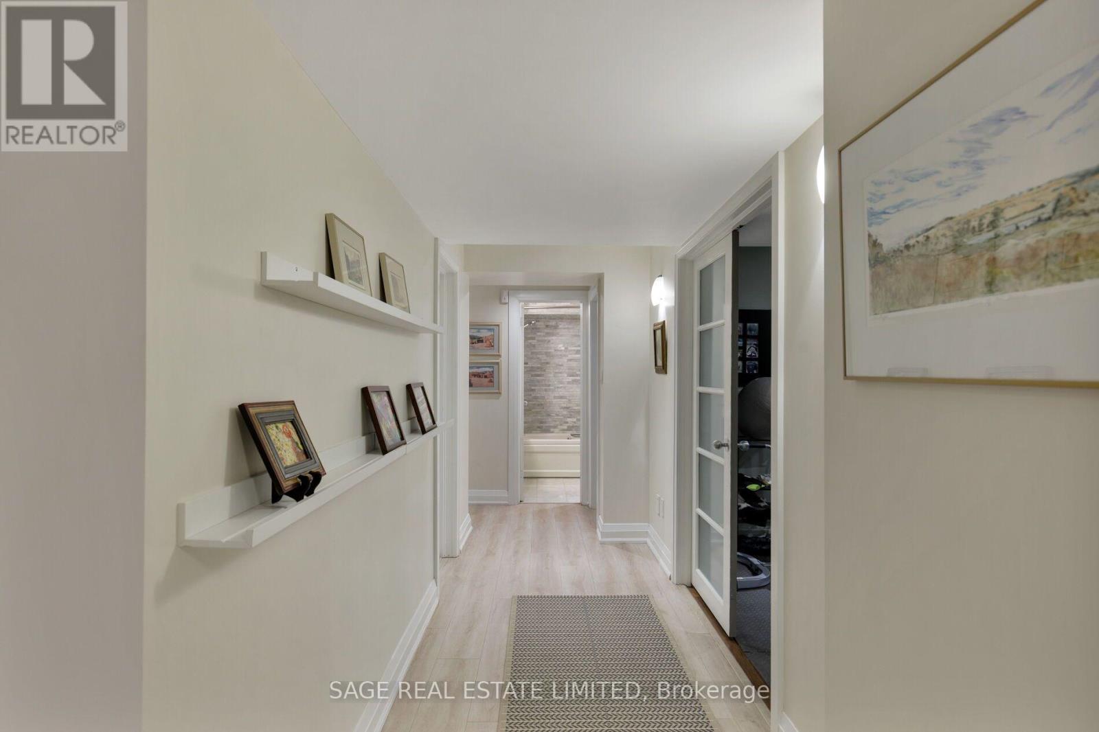 5 Blair Athol Crescent, Toronto, Ontario  M9A 1X6 - Photo 32 - W13644972