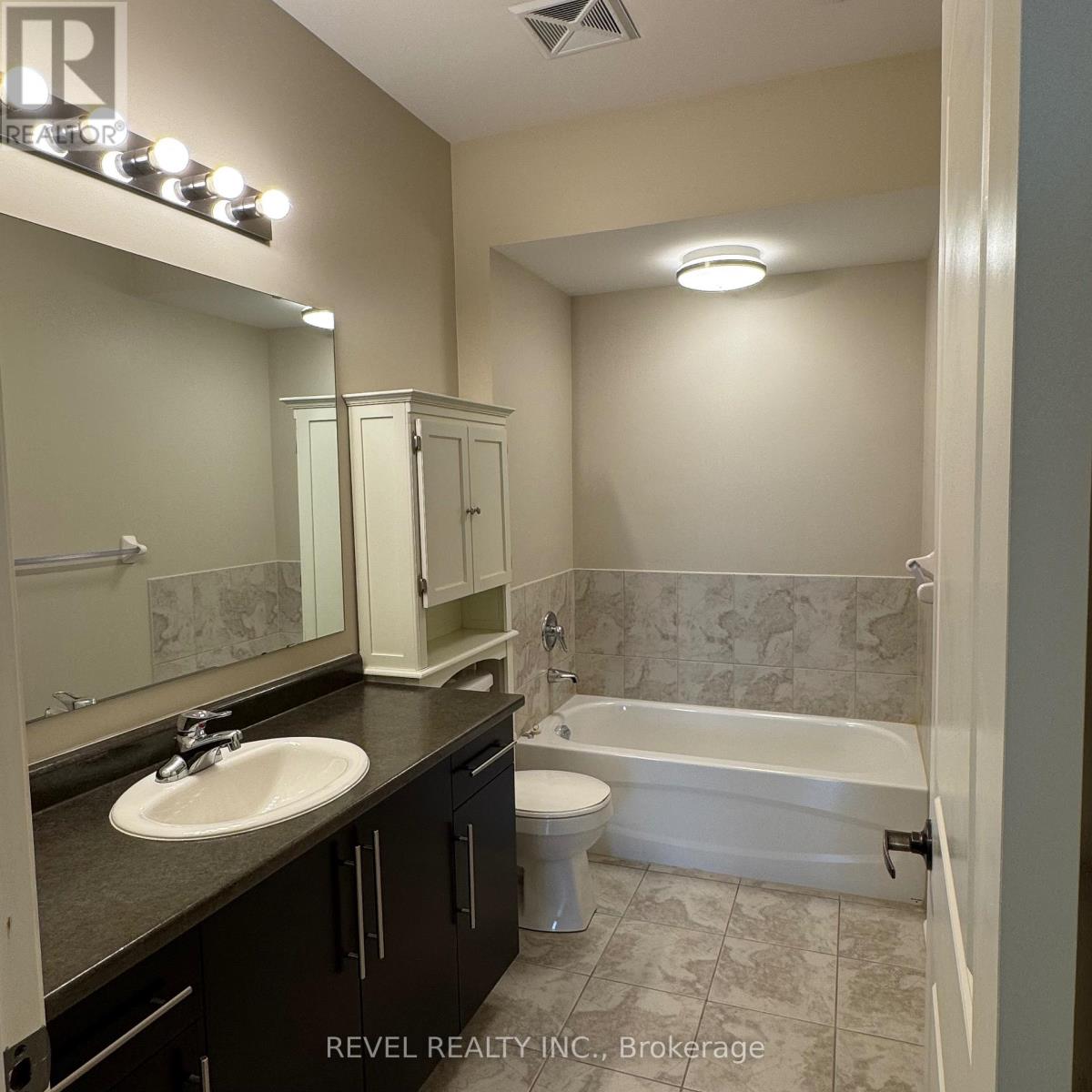 422 - 383 Main Street E, Milton, Ontario  L9T 8K8 - Photo 17 - W13645036