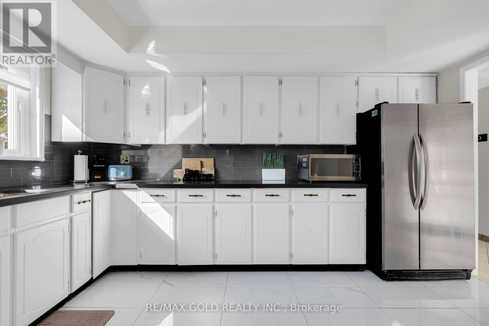 2520 Constable Road, Mississauga, Ontario L5J 1W1 - Photo 9 - W13645126