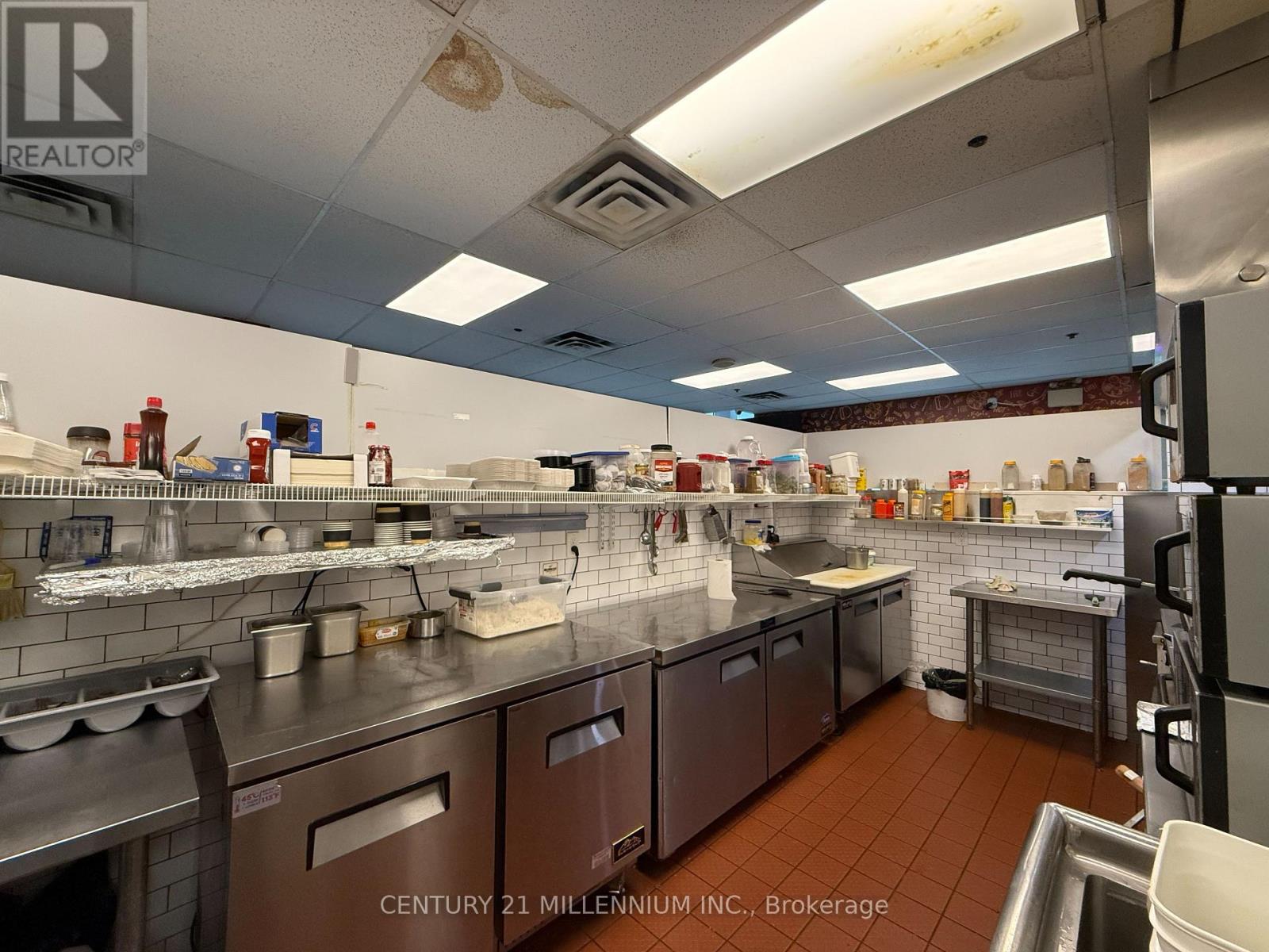 8 - 6740 Davand Drive, Mississauga, Ontario  L5T 2K9 - Photo 8 - W13645134