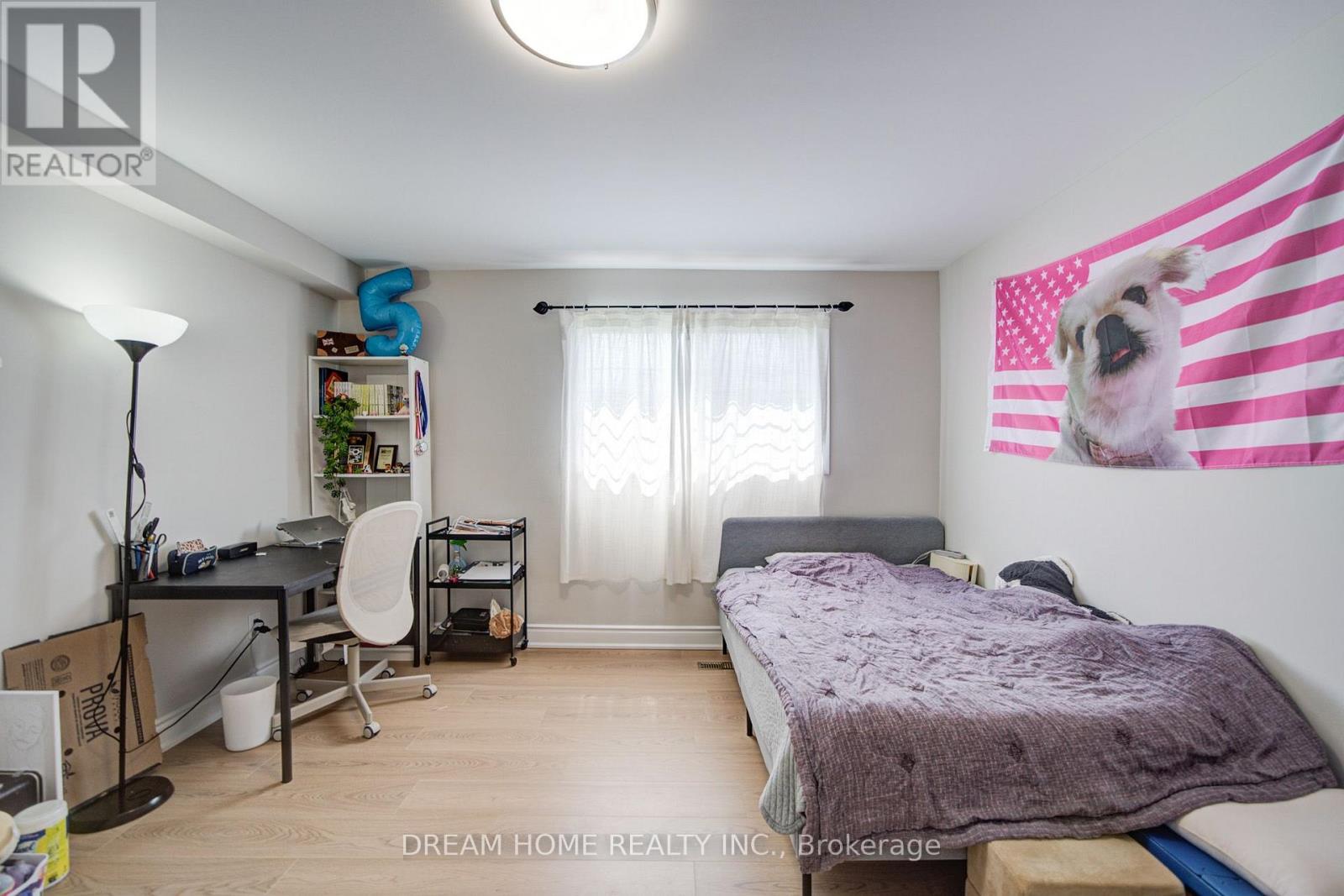 1323 Shamir Crescent, Mississauga, Ontario  L5C 1L2 - Photo 35 - W13645144