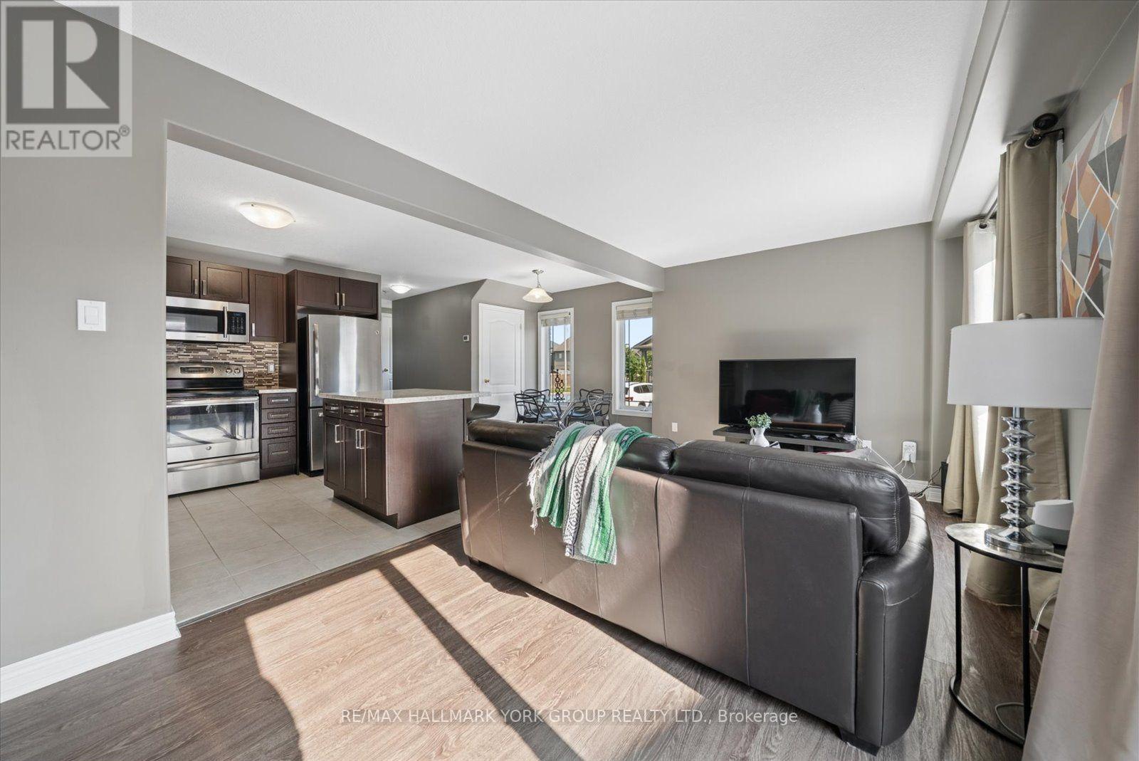 126 Parkinson Crescent, Orangeville, Ontario  L9W 6X3 - Photo 13 - W13645176