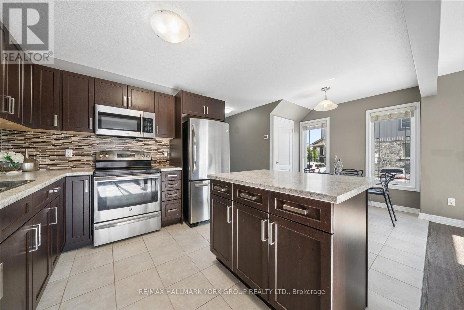 126 Parkinson Crescent, Orangeville, Ontario  L9W 6X3 - Photo 16 - W13645176