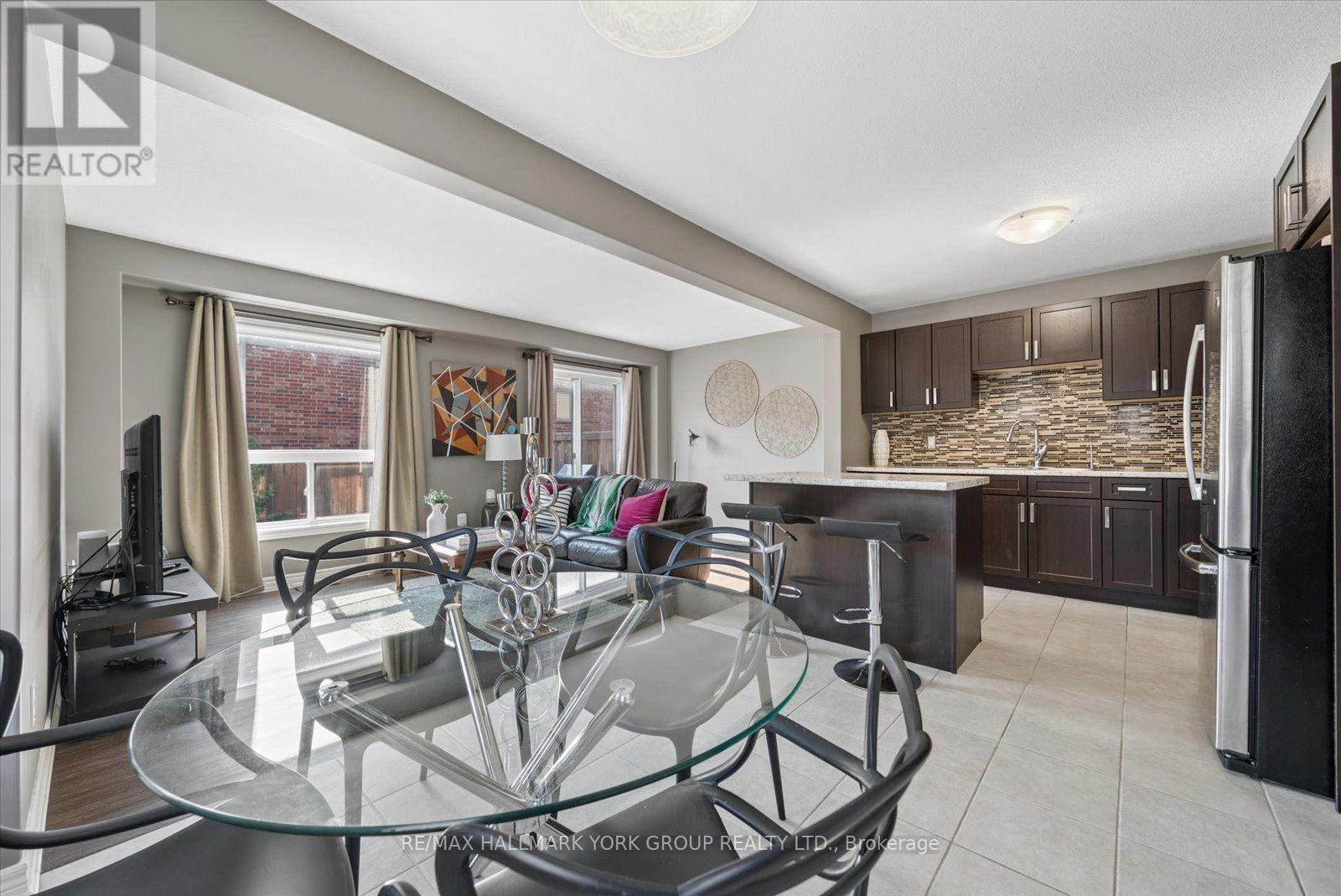 126 Parkinson Crescent, Orangeville, Ontario  L9W 6X3 - Photo 19 - W13645176