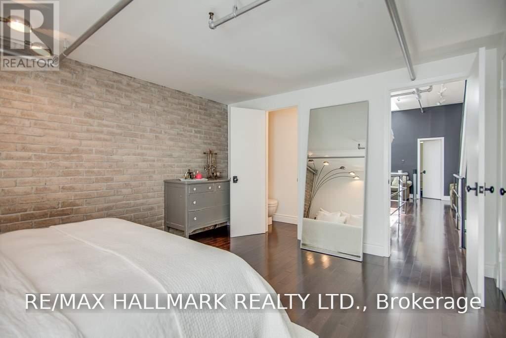 7 - 6 Bartlett Avenue, Toronto, Ontario  M6H 3E8 - Photo 13 - W13645204